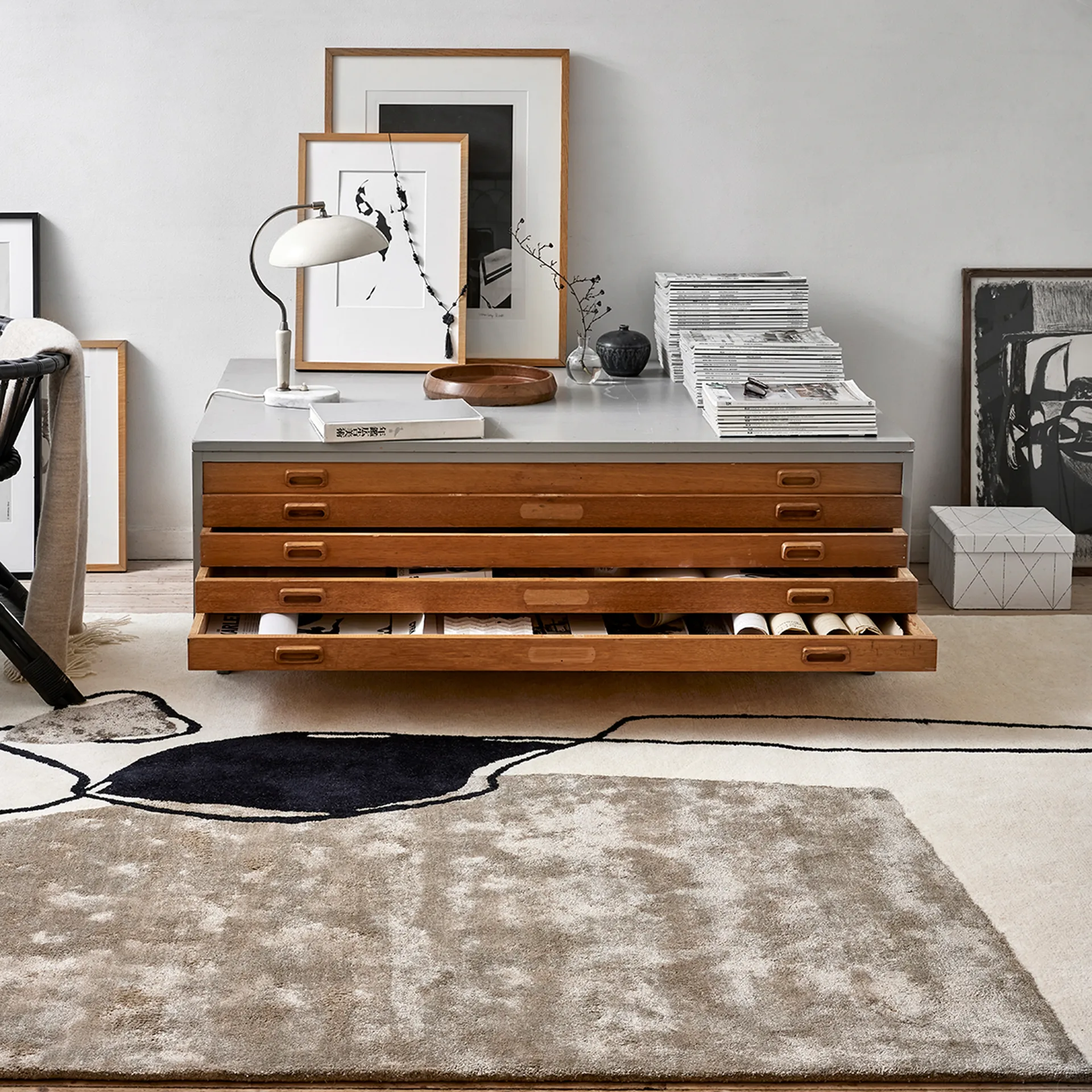 Abstract rug 200x300 cm, Ivory Classic Collection