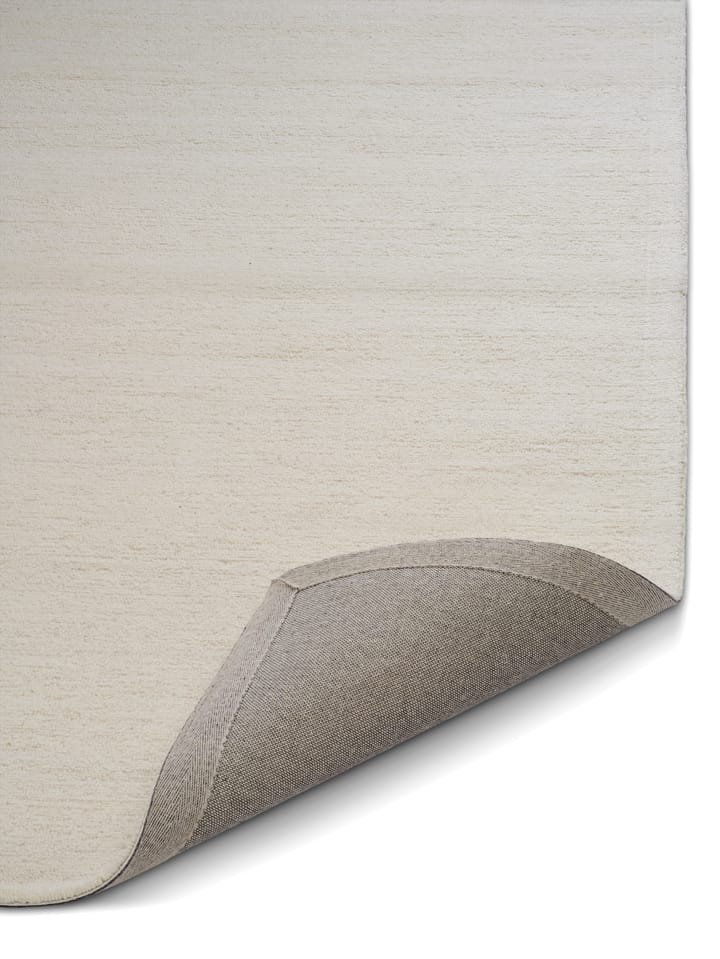 Boucle rug, Ivory. 250x350 cm Classic Collection
