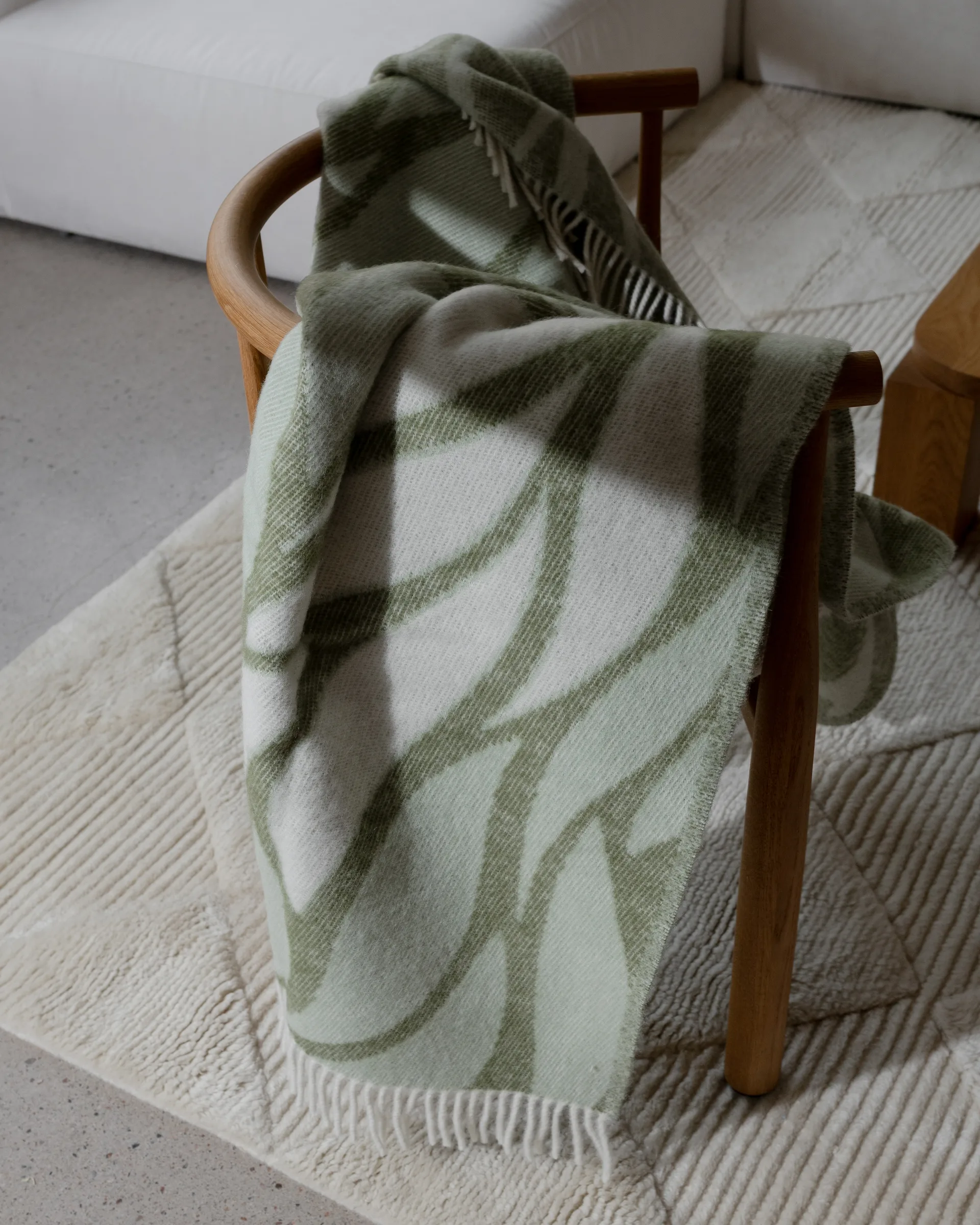 Folia throw 130x180 cm, Green Classic Collection