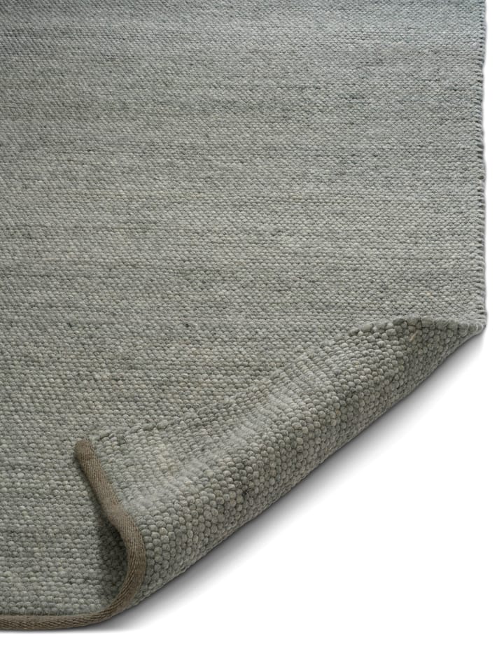 Merino wool carpet 140x200 cm, Green Classic Collection