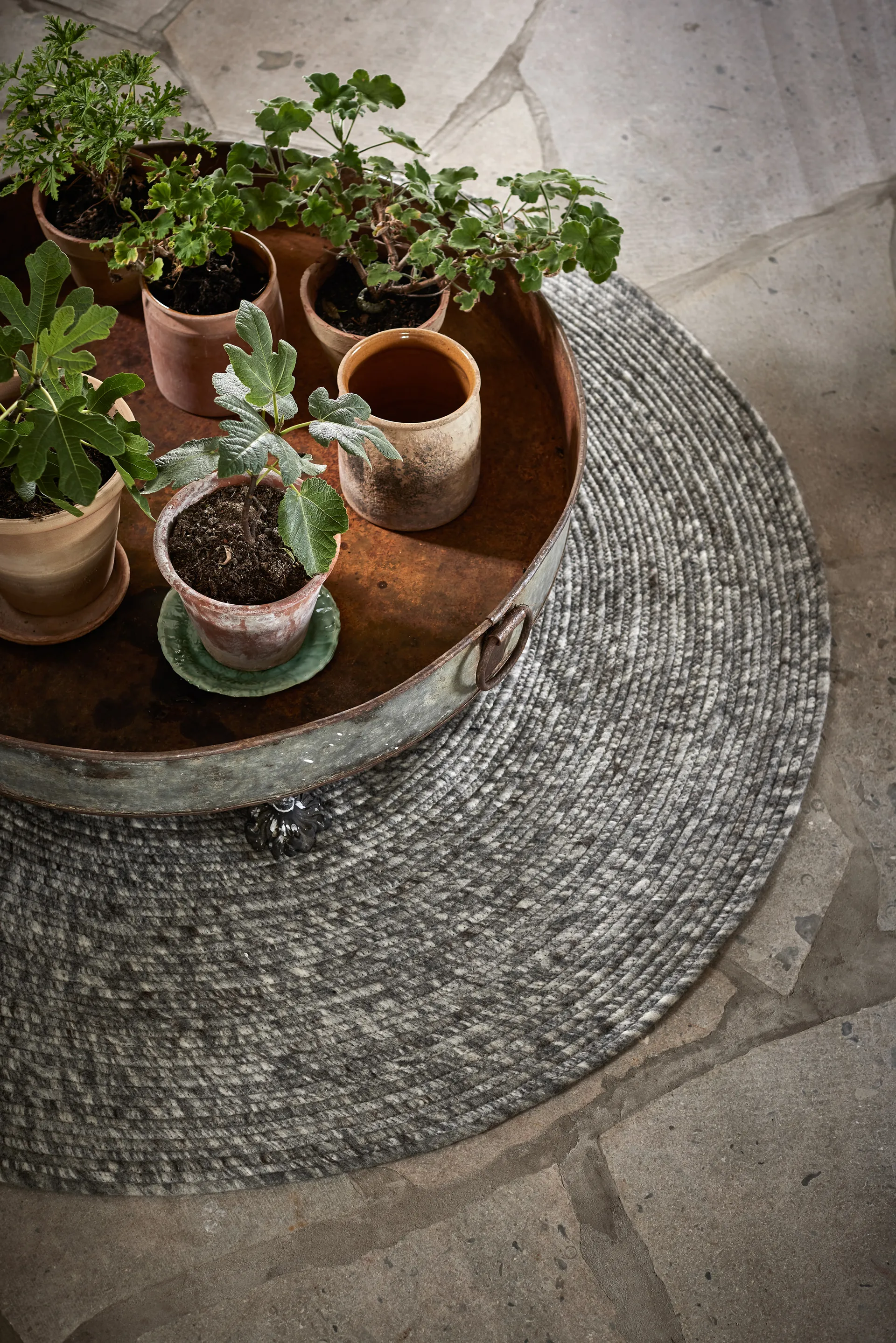 Merino wool carpet round Ø160 cm, grey Classic Collection