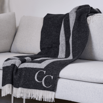 Monogram wool throw 130x200 cm - black - Classic Collection