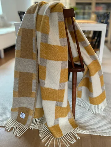 Weave throw 130x180 cm - Yellow - Classic Collection