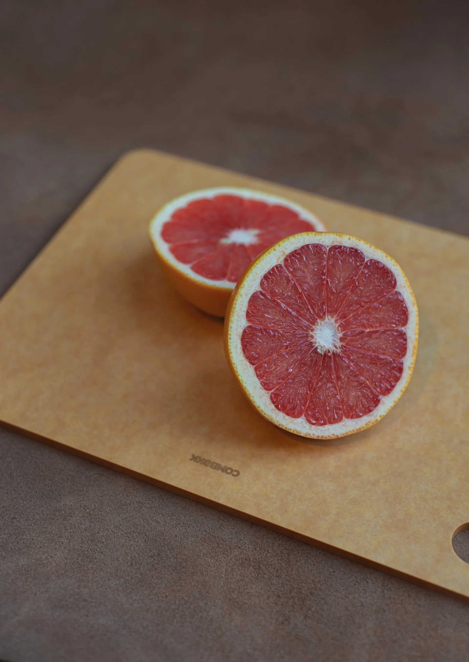 Combekk wooden cutting board 2-piece set, Natural Combekk