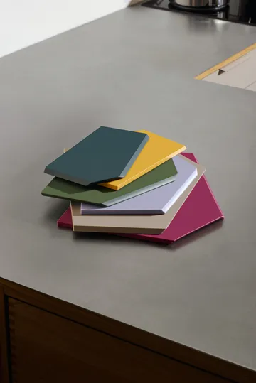 Zurich chopping board - Beetroot, large - Crushgrind