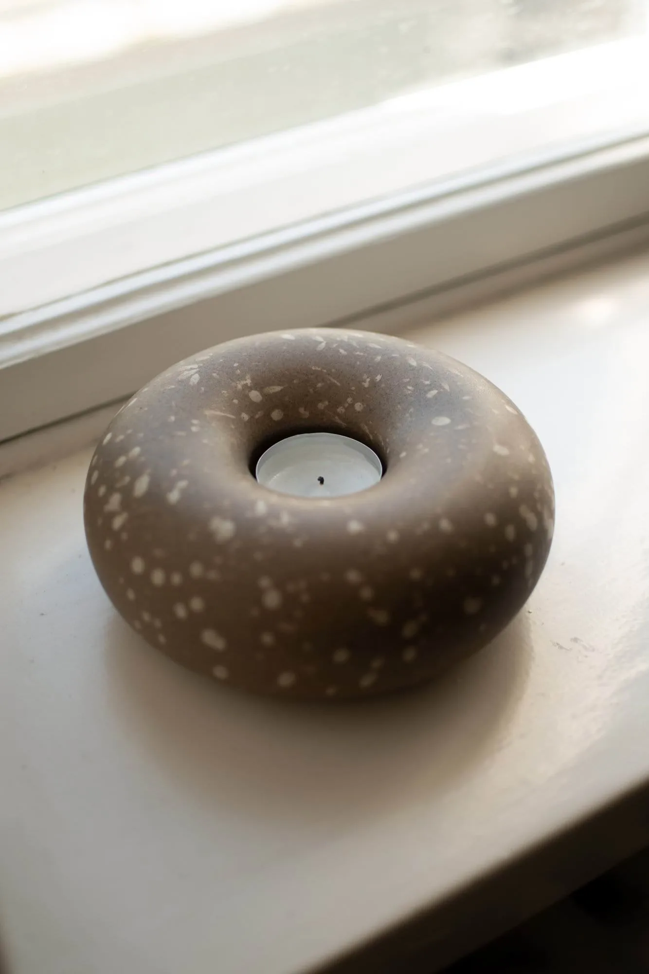Float tealight holder, Brown dot DBKD