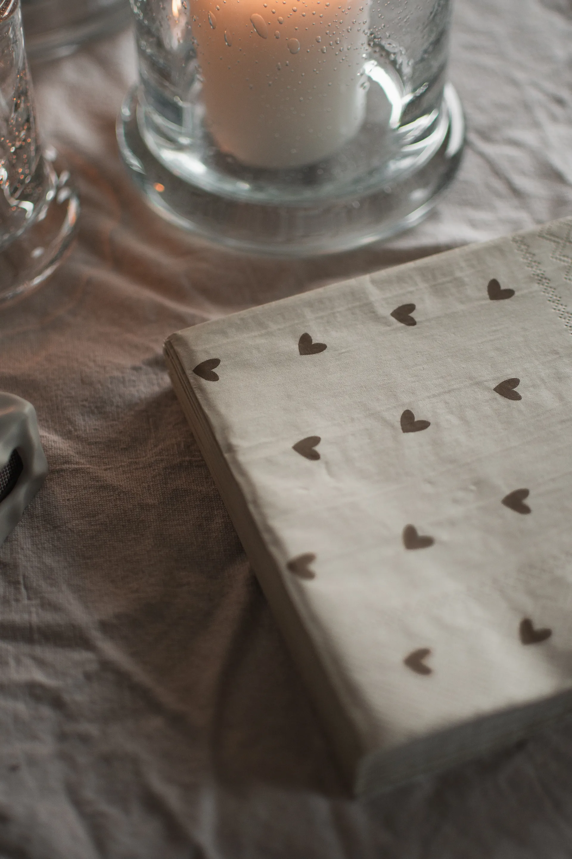 Heart paper napkin 33x33 cm 20-pack, Brown-beige DBKD