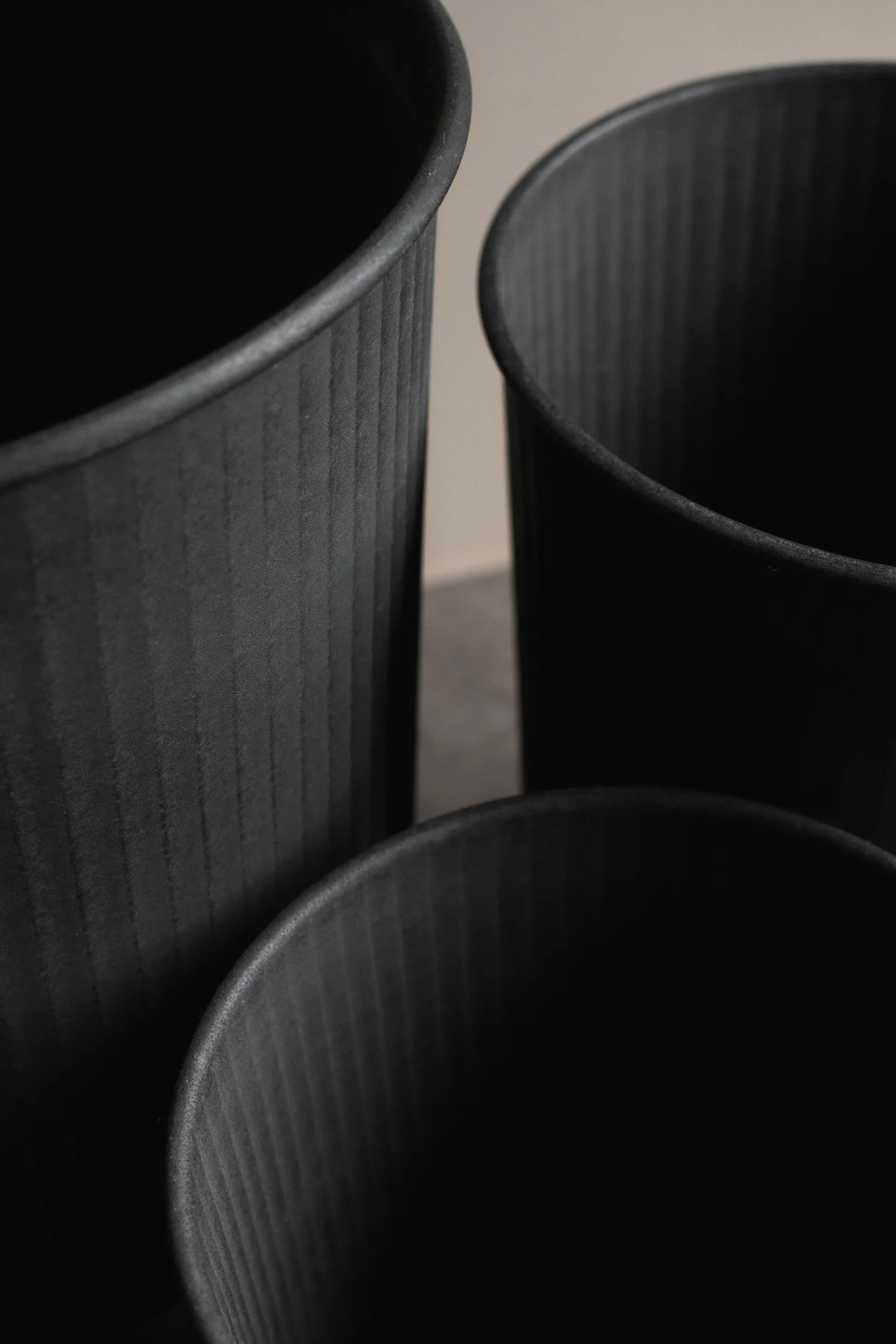Out stripe flower pot 3-pack, Black DBKD