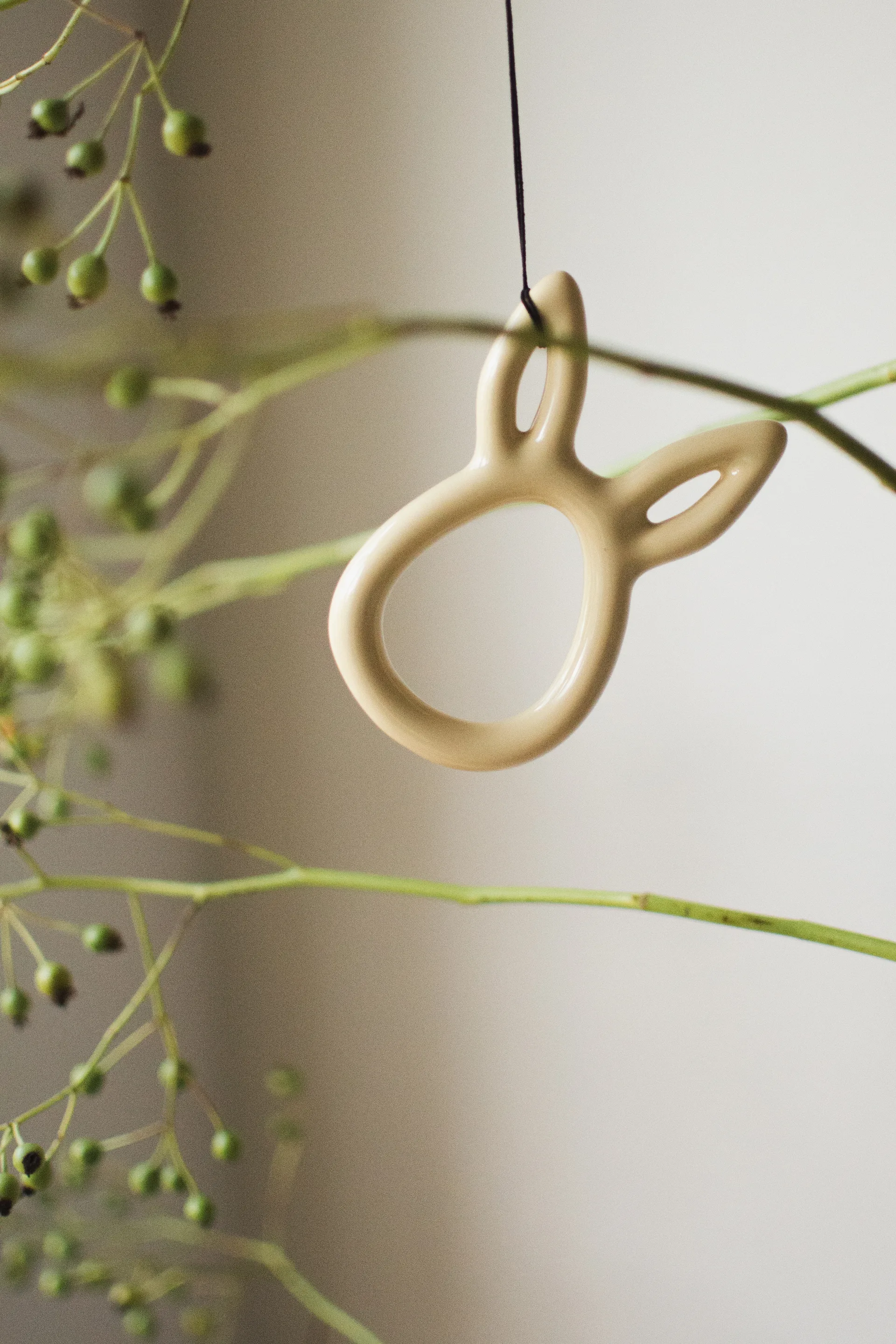 Sprinkle rabbit Easter ornament 8 cm, Shiny yellow DBKD