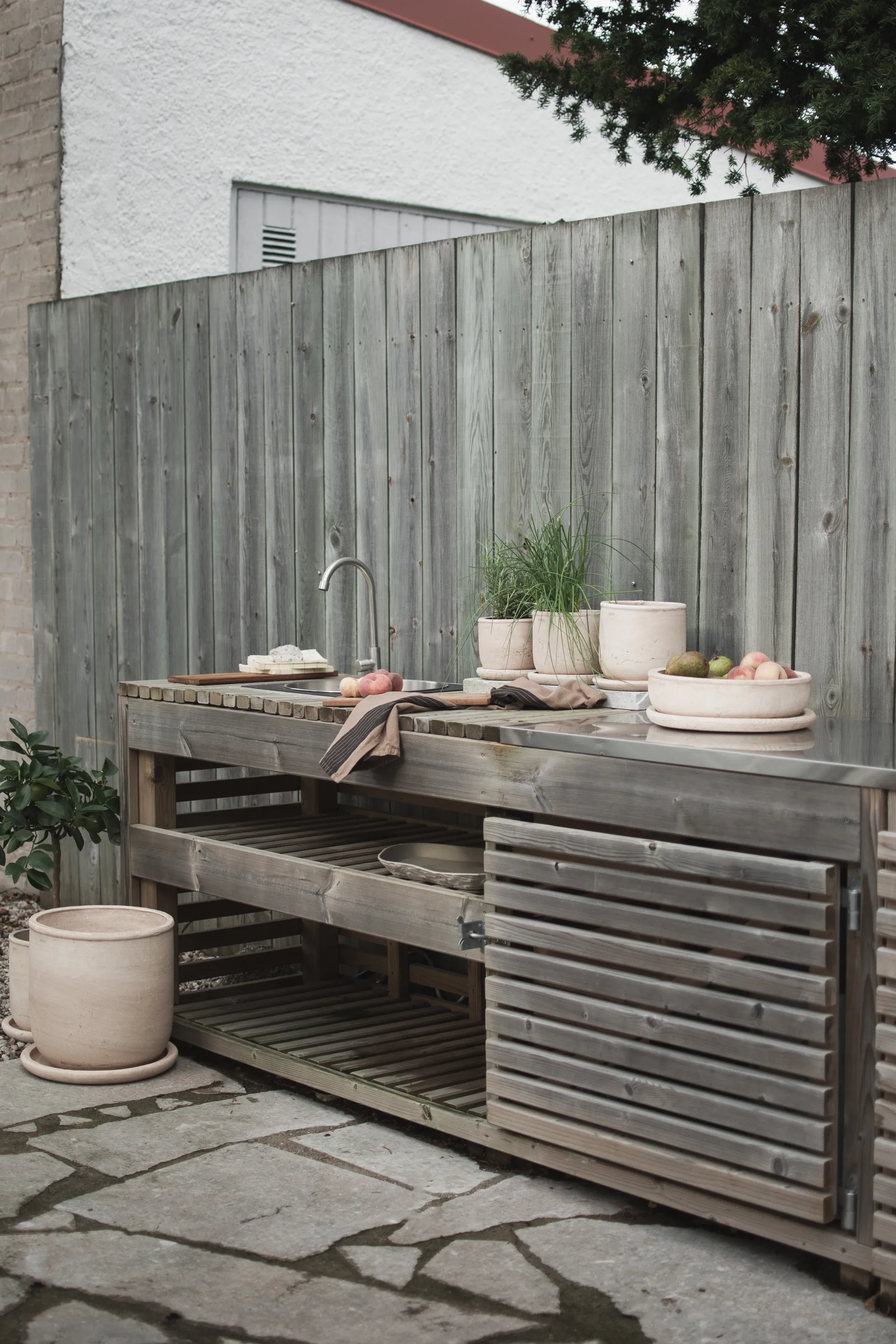 Terra bowl planter, Sand, Ø30x10.5 cm DBKD