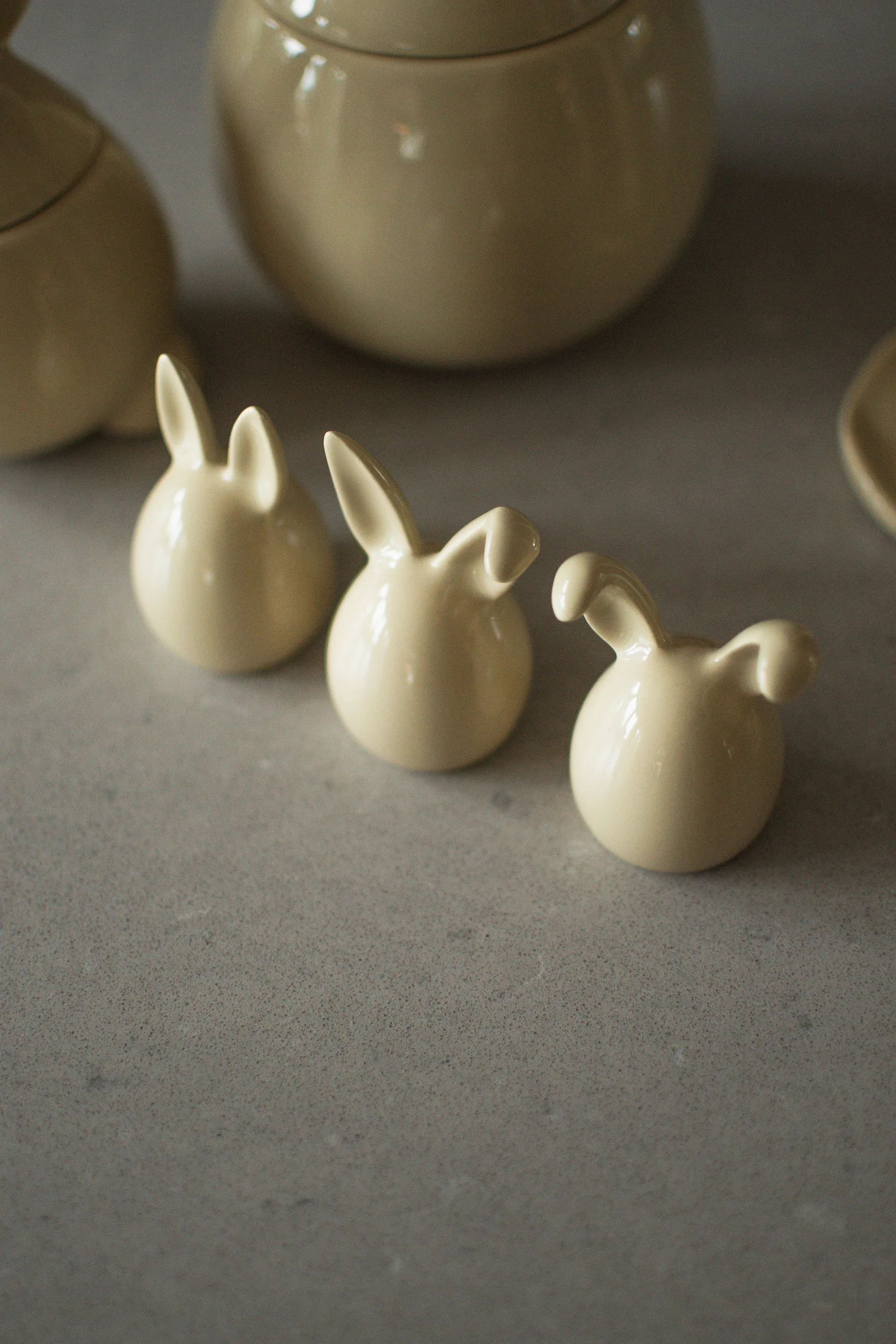 Triplets easter rabbit 3-pack, Shiny yellow DBKD