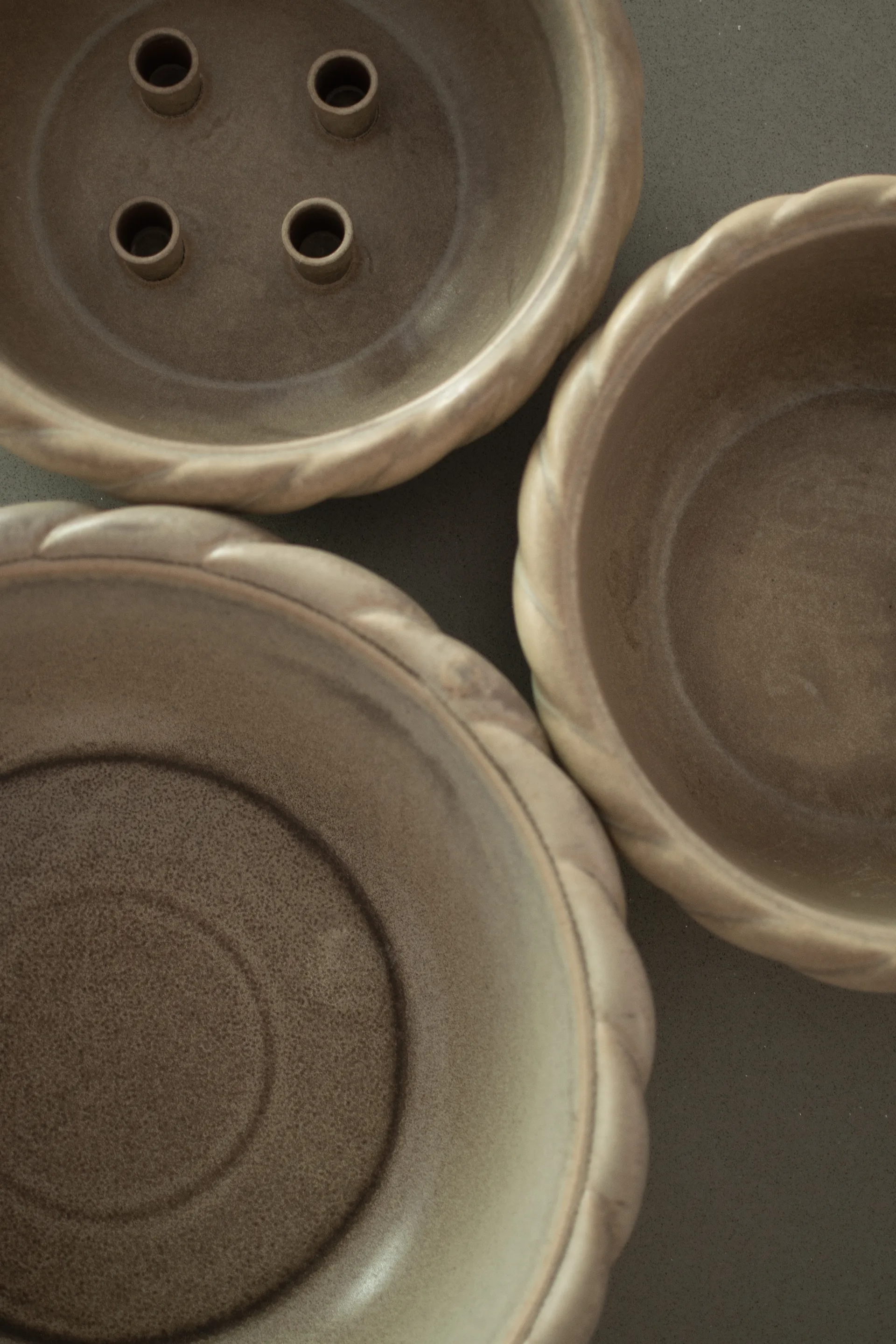 Twine plate candlestick Ø30 cm, Beige DBKD