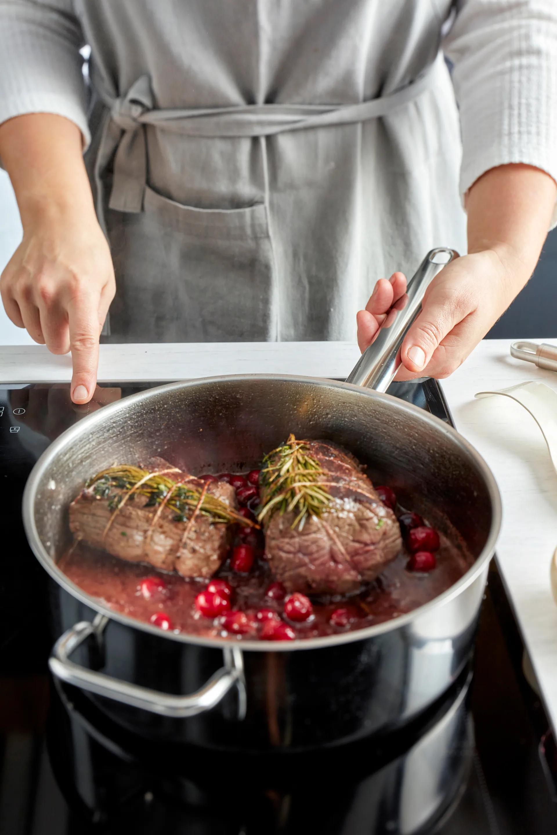 Apollo 7 saute pan stainless steel, Ø24 cm Demeyere