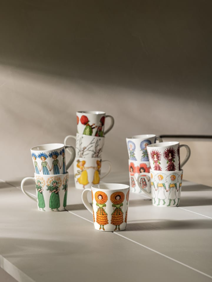 The Strawberry Family mug with handle, 40 cl Design House Stockholm