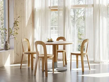 Tock Table dining table - Oak, Ø110x76 cm - Design House Stockholm