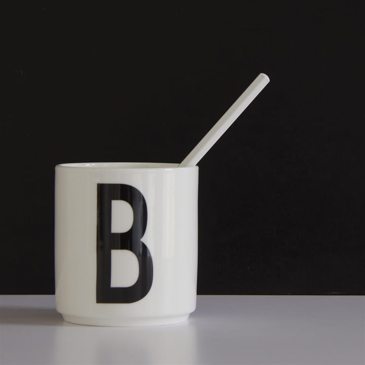 Design Letters cup, B Design Letters