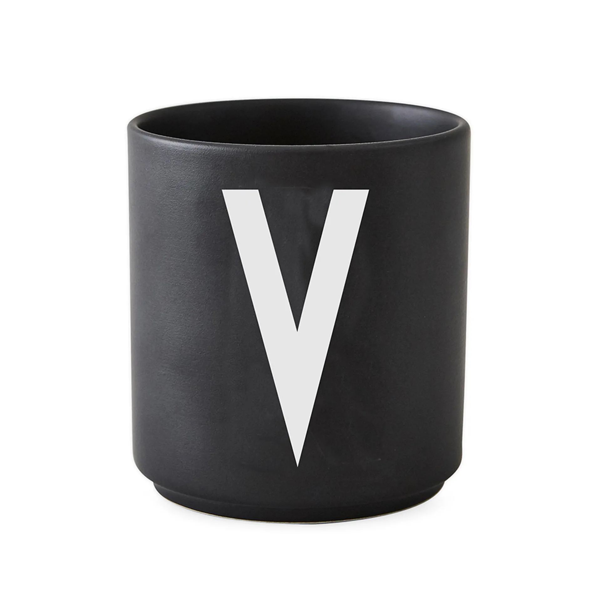 Design Letters cup black, V Design Letters