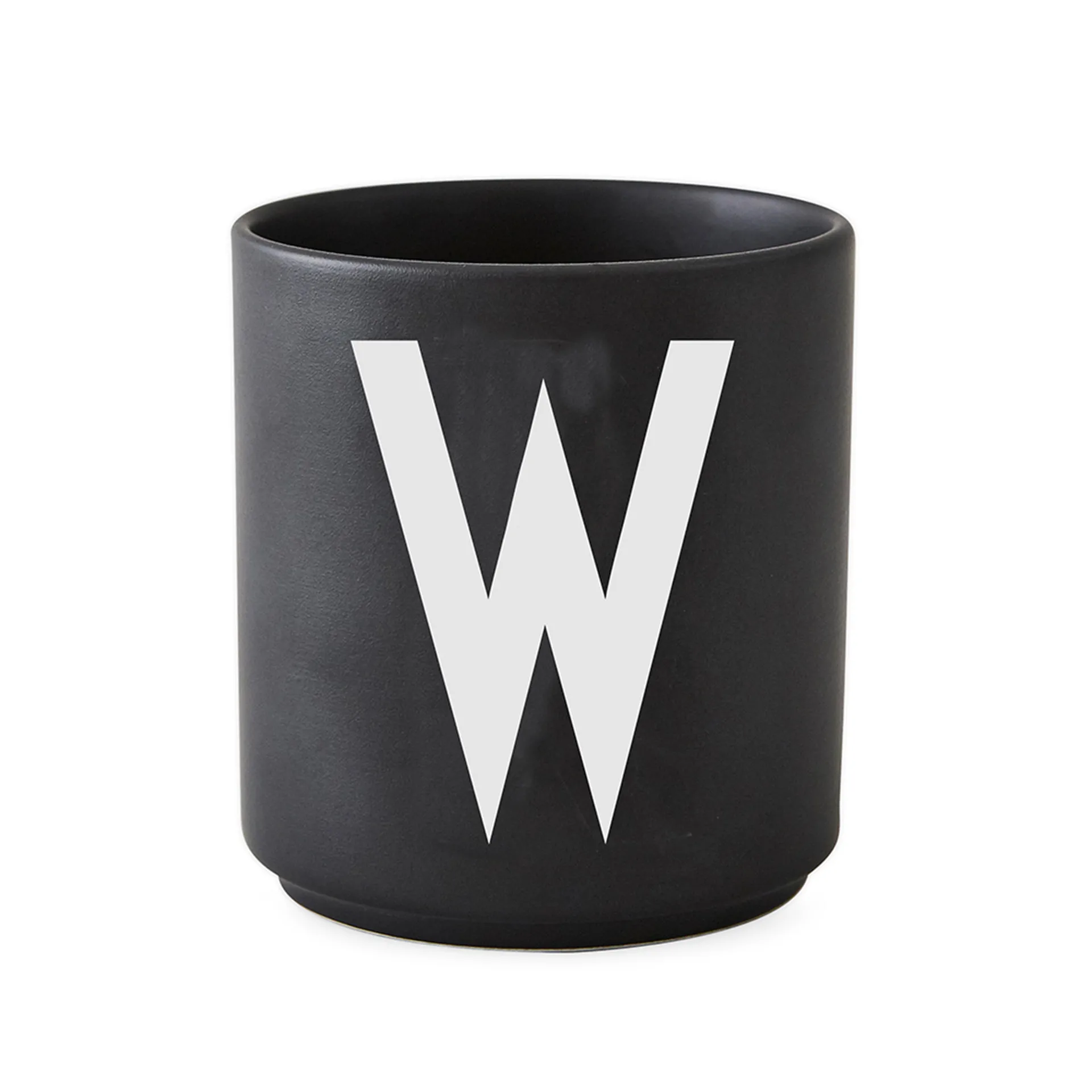 Design Letters cup black, W Design Letters
