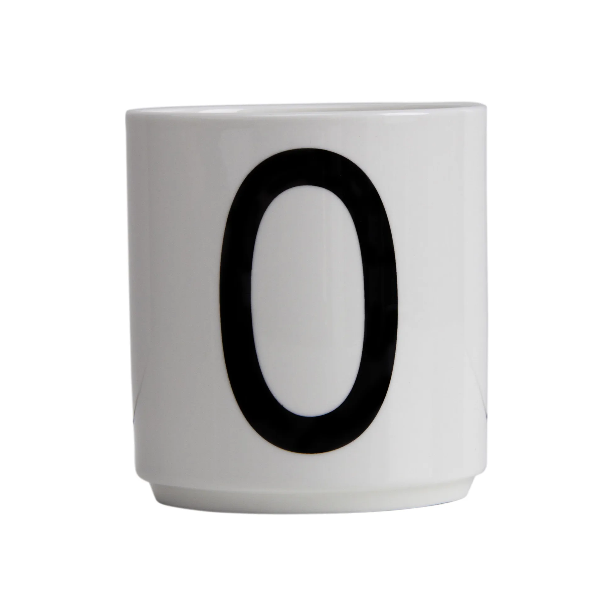 Design Letters cup, O Design Letters