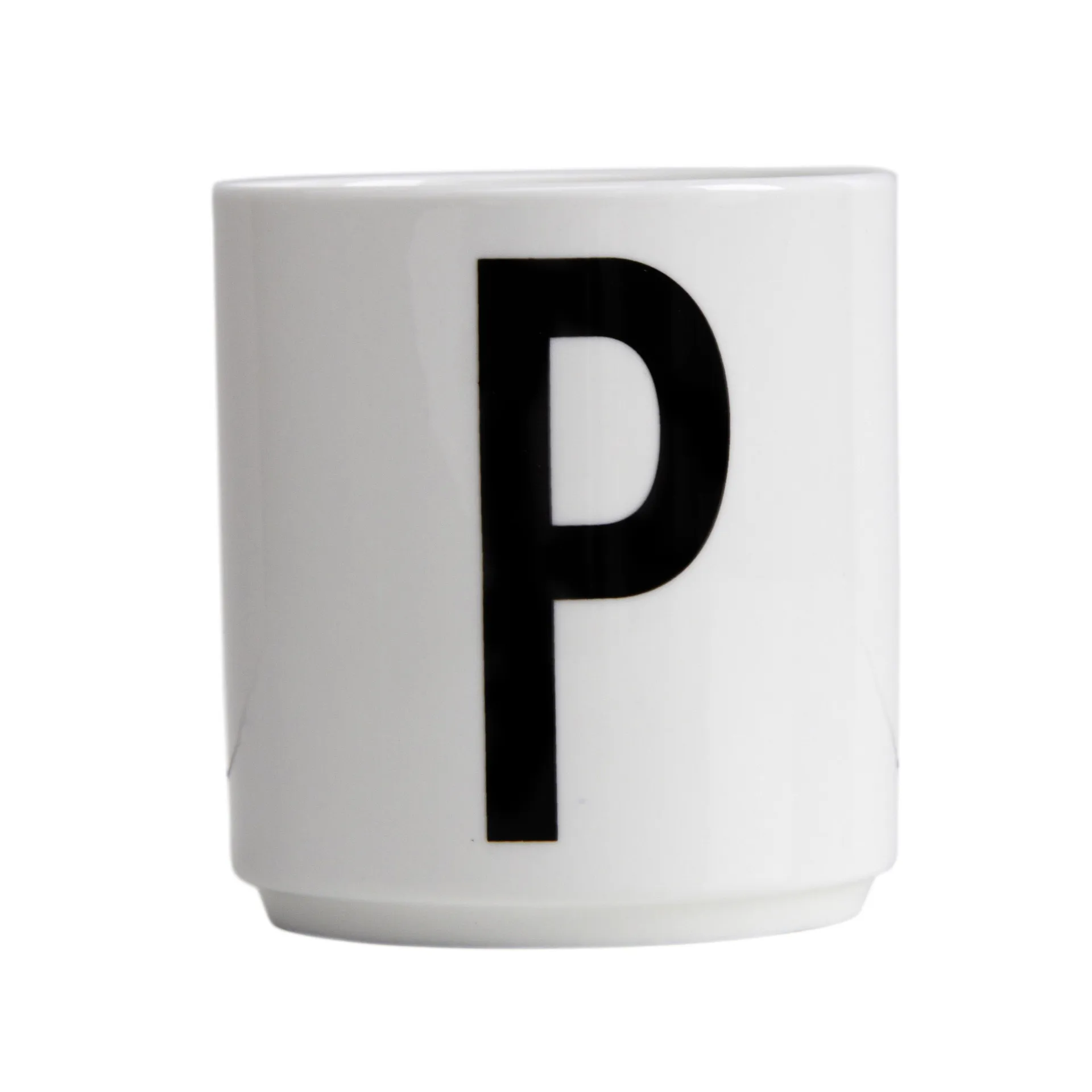 Design Letters cup, P Design Letters