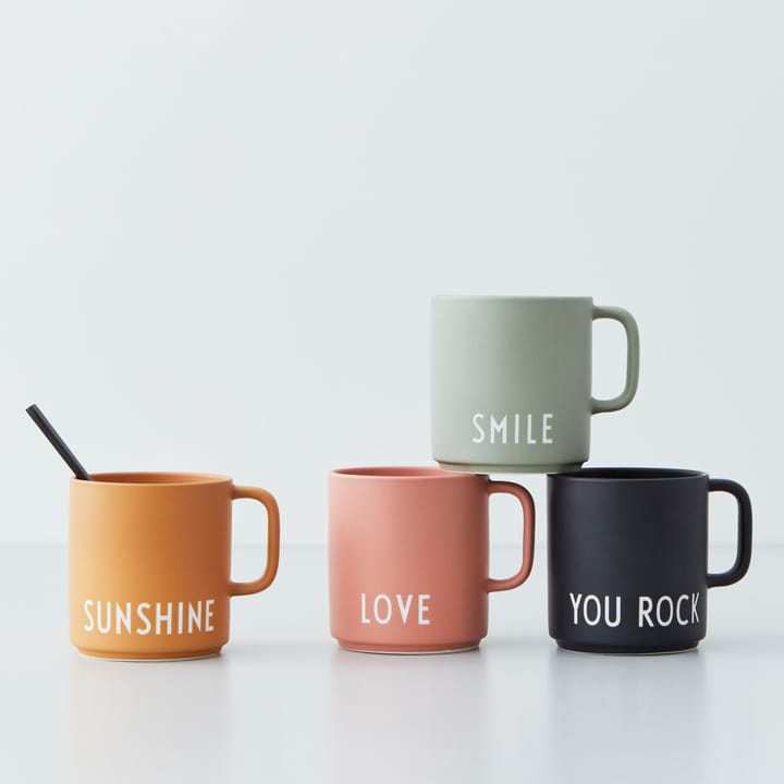 Design Letters favourite cup with handle 25 cl, smile Design Letters