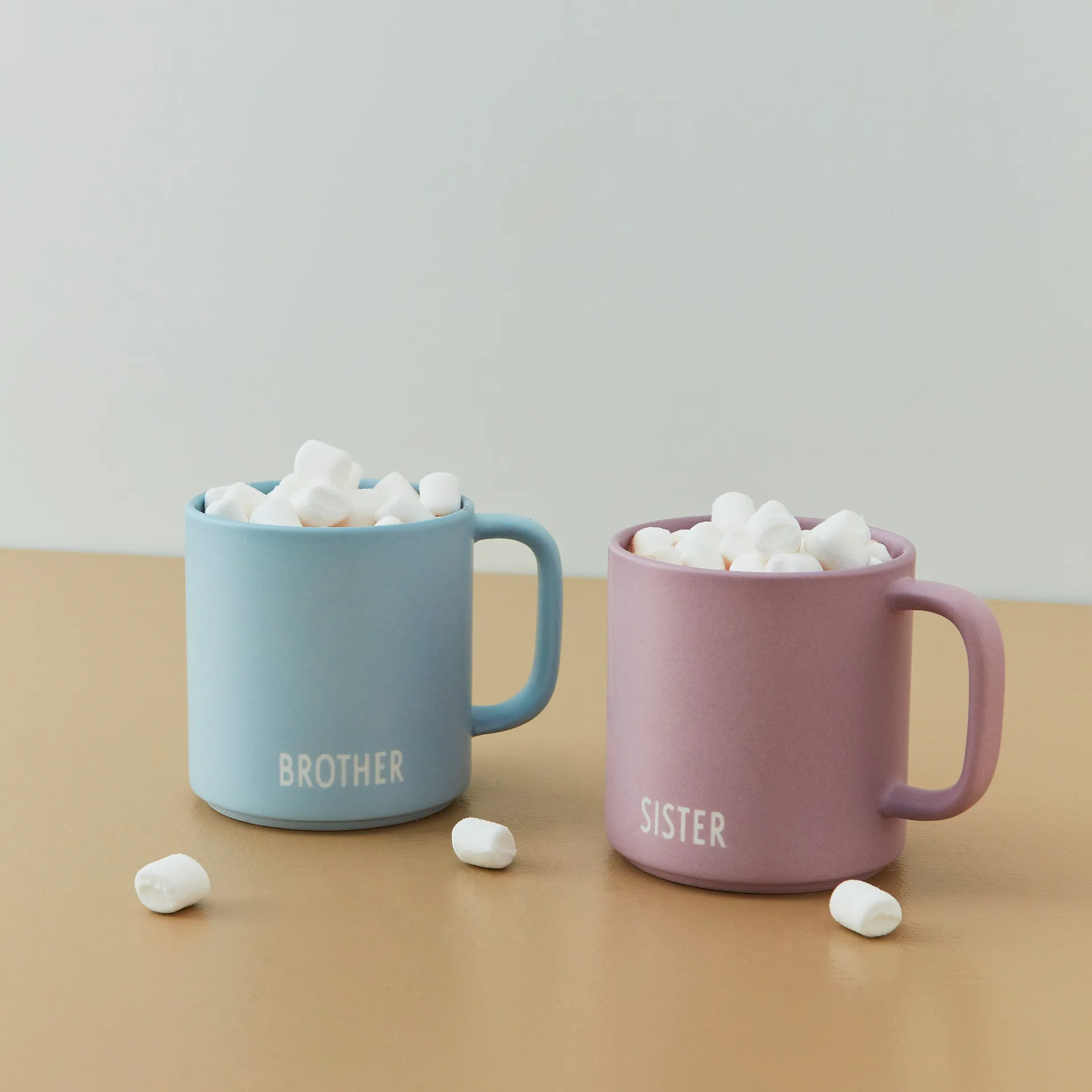 Design Letters sibling cup, Brother Design Letters
