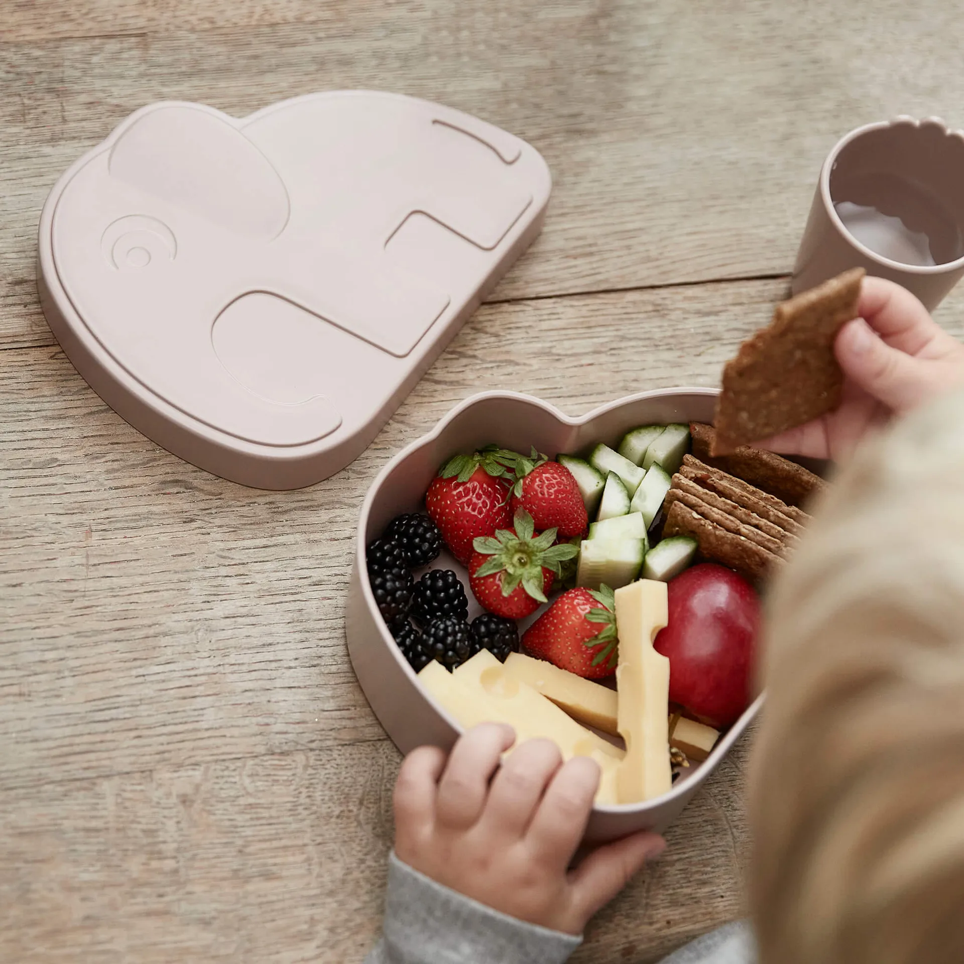 Elphee kiddish lunchbox, Grey Done by deer