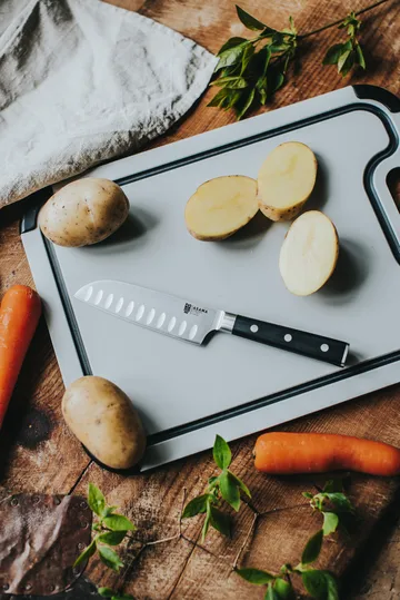 Asama Santoku knife 13 cm - Black handle - Dorre