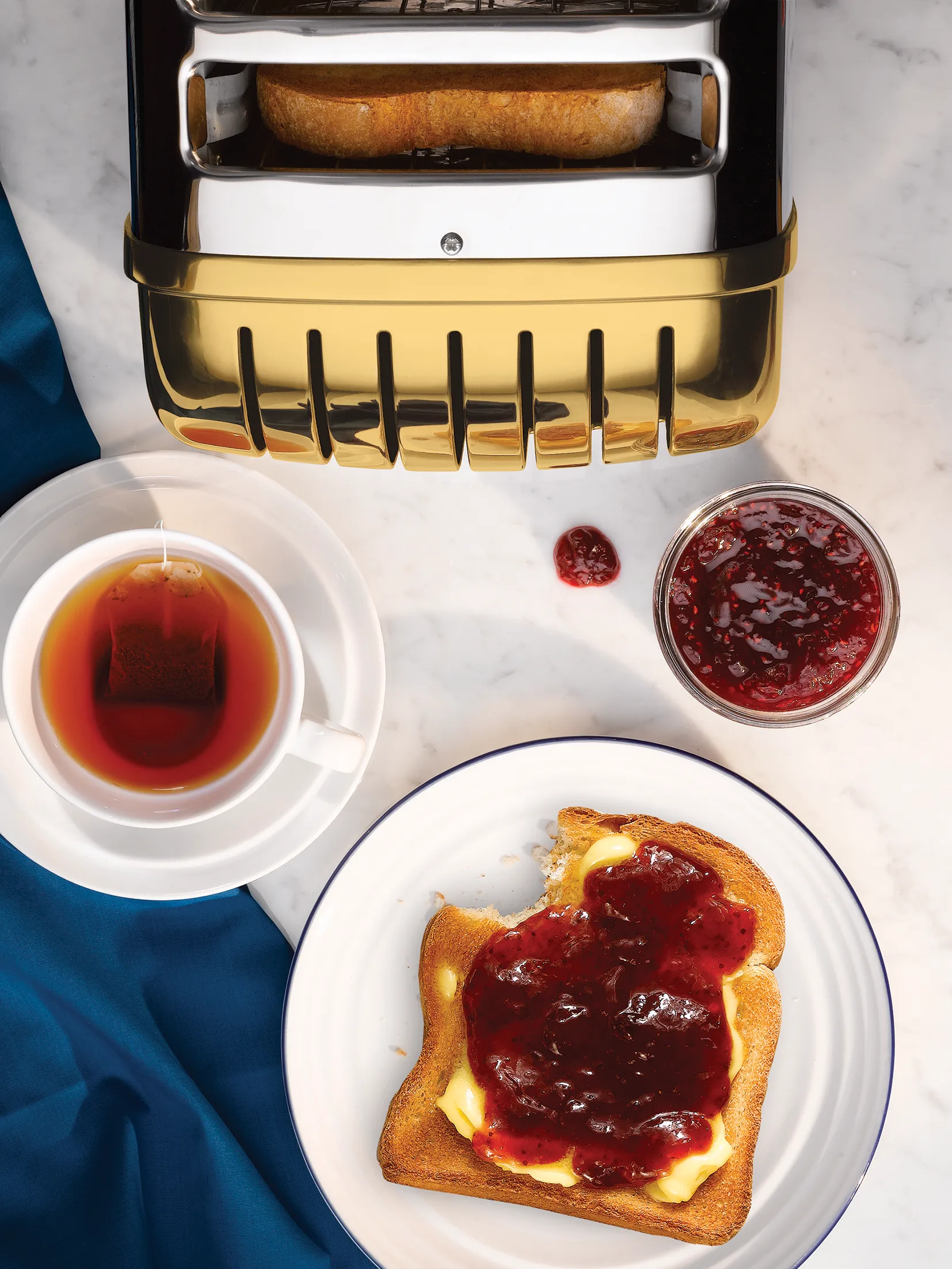 Toaster Classic 2 slices, Brass Dualit