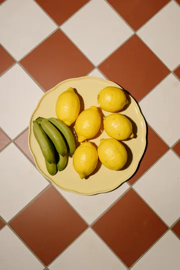 Emile Henry Madeleine serving platter - Vanilla, round - Emile Henry