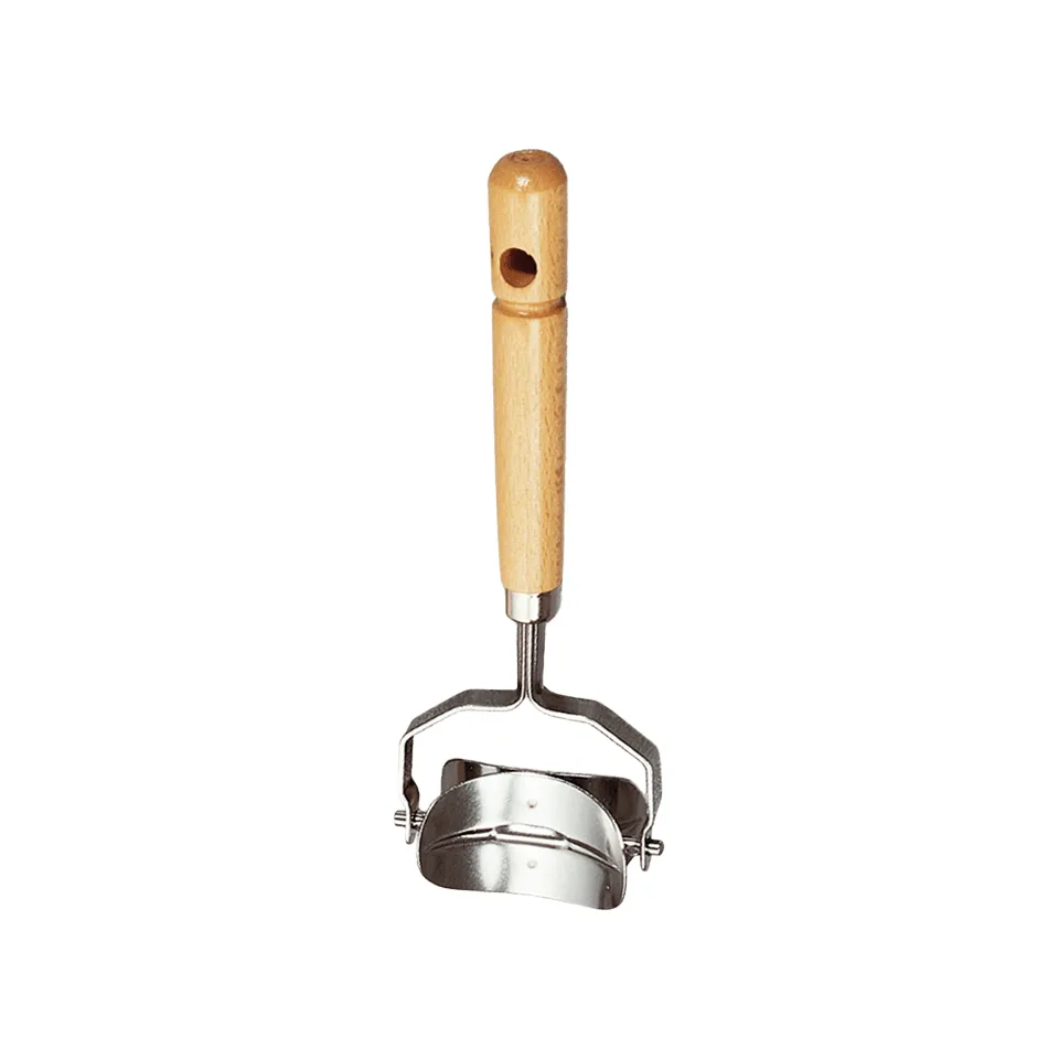 Eppicotispai pasta cutter, Beech, large, oval Eppicotispai
