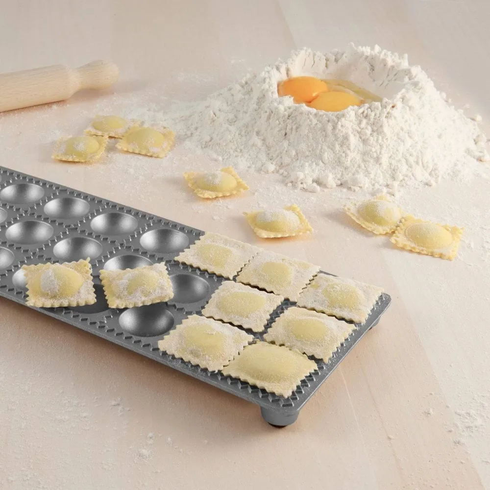 Eppicotispai ravioli mould with rolling pin, Aluminium, 24 holes Eppicotispai