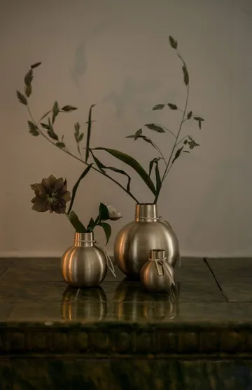 Ernst brass vase - Ø5.5x7 cm - ERNST