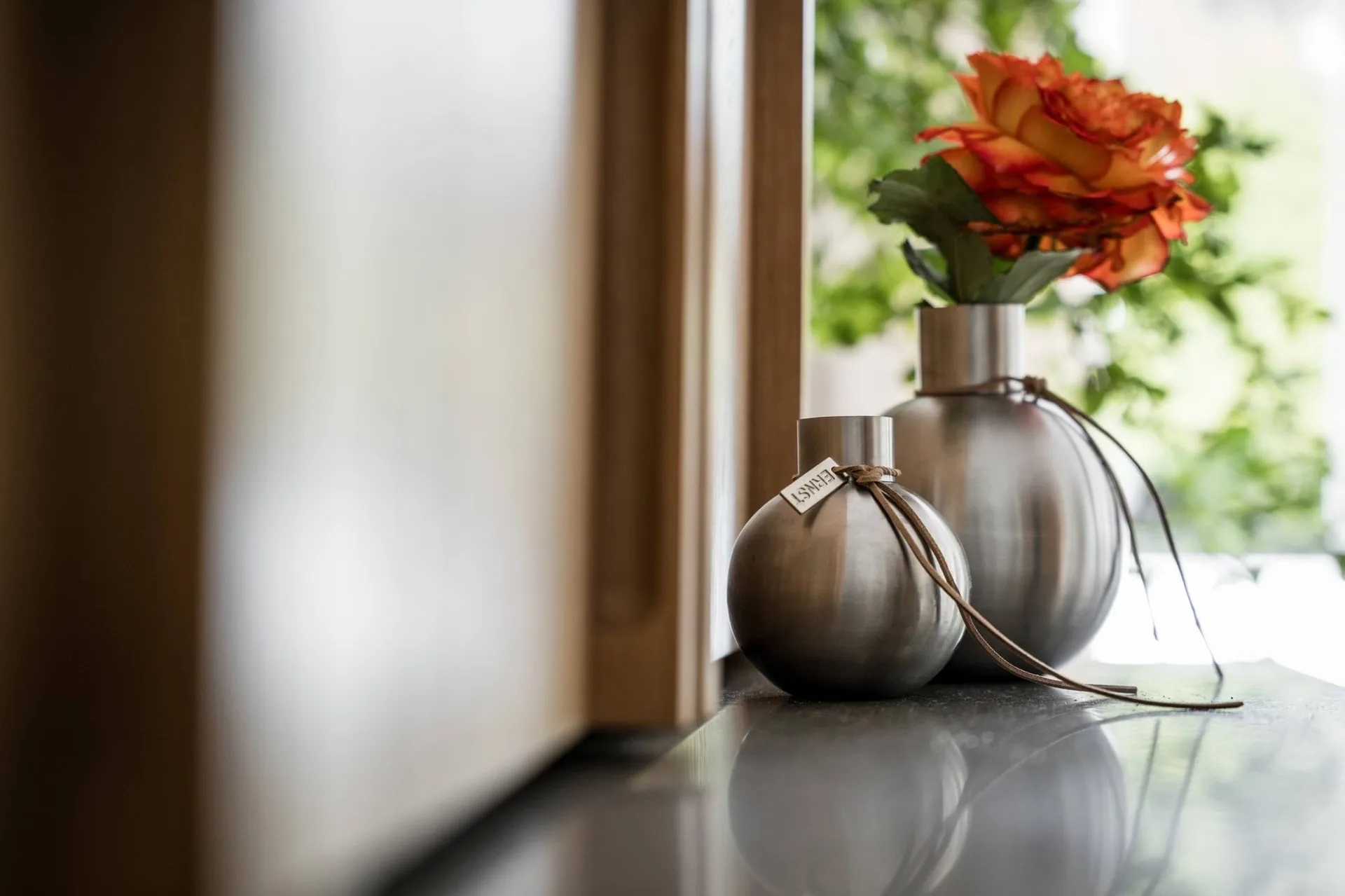 Ernst brushed steel vase, Ø7.5x9.5 cm ERNST