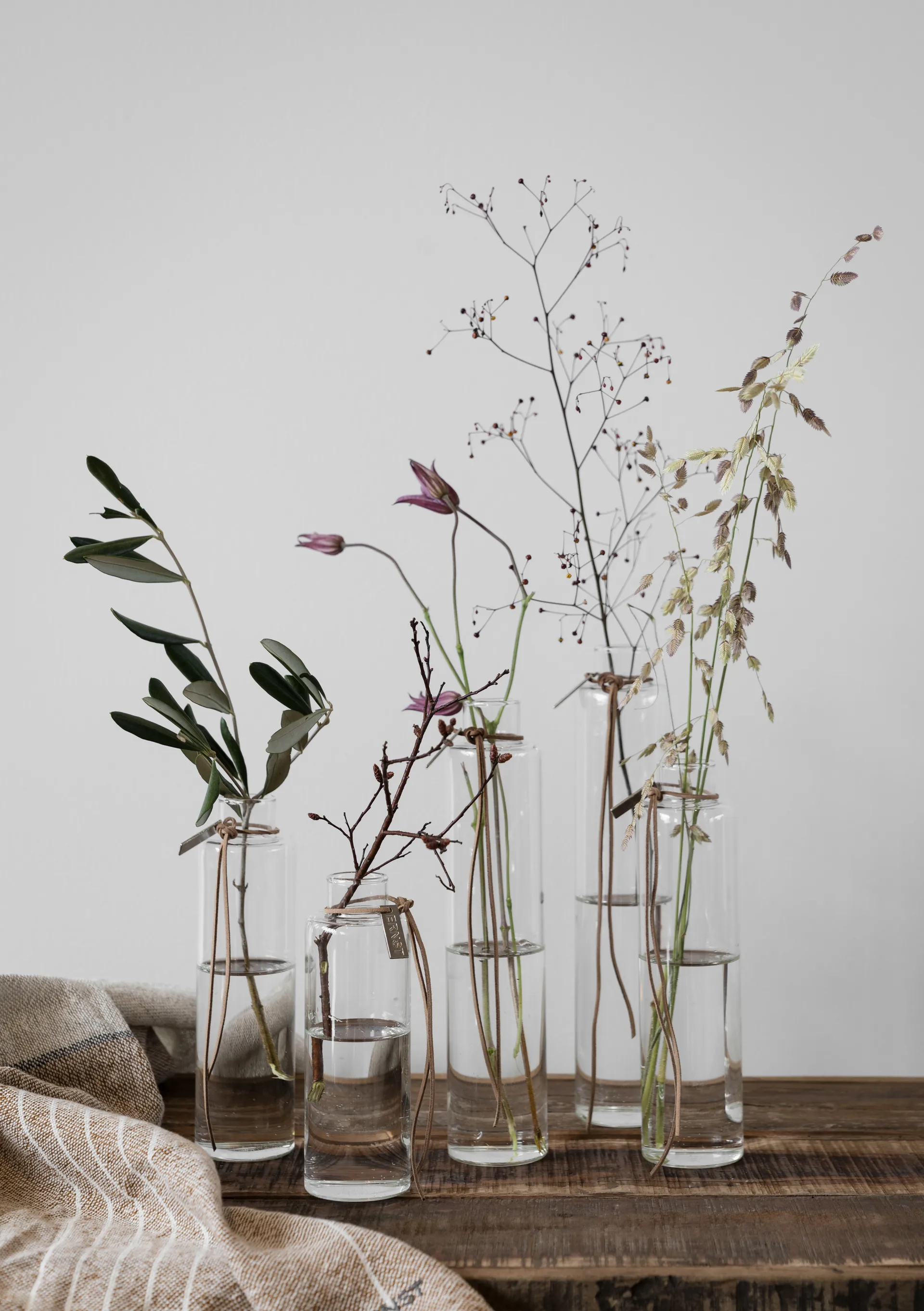 Ernst glass vase Ø5 cm, H 18 cm ERNST