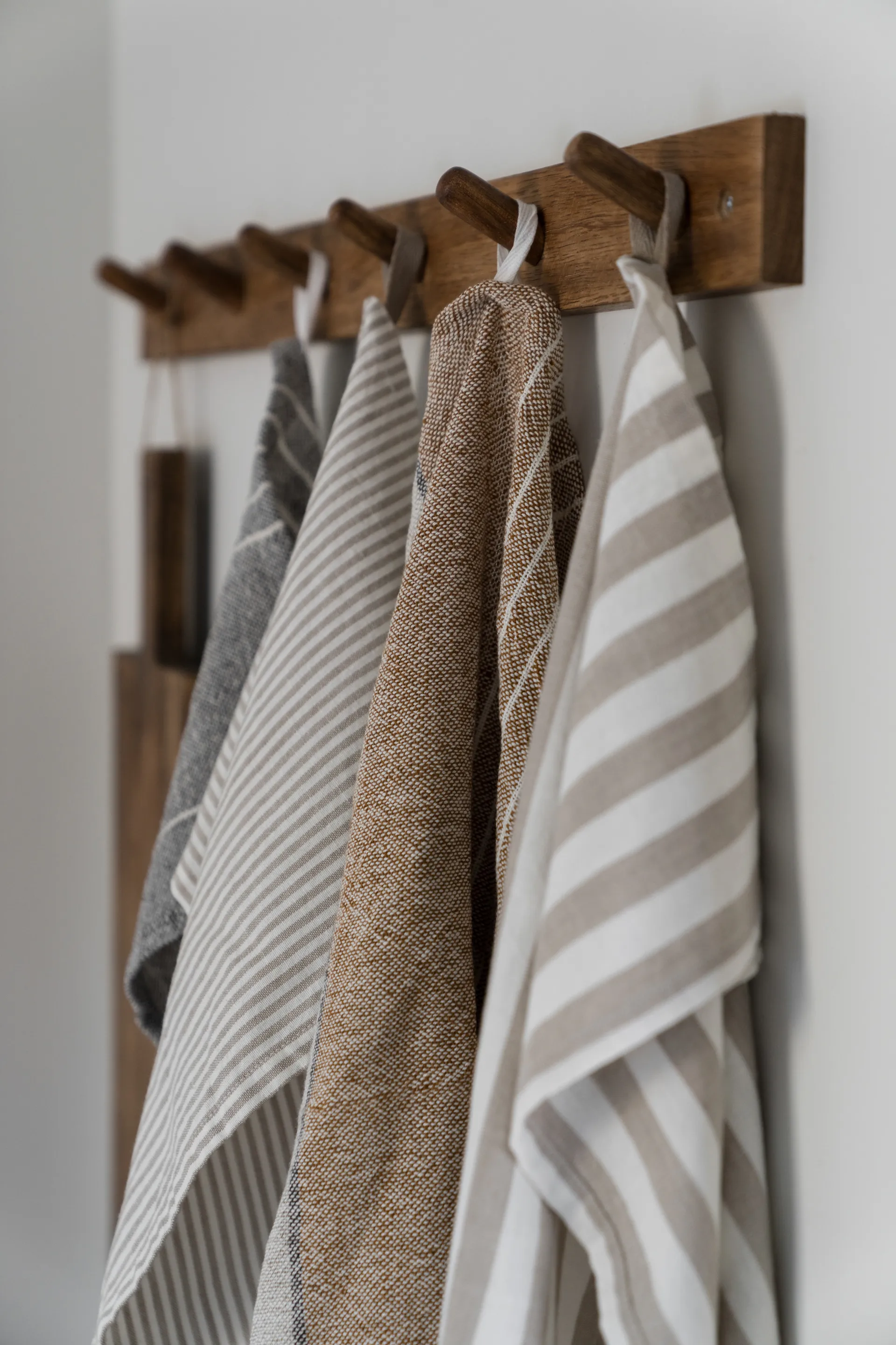 Ernst kitchen towel wide stripes 47x70 cm, Beige-white stripe ERNST