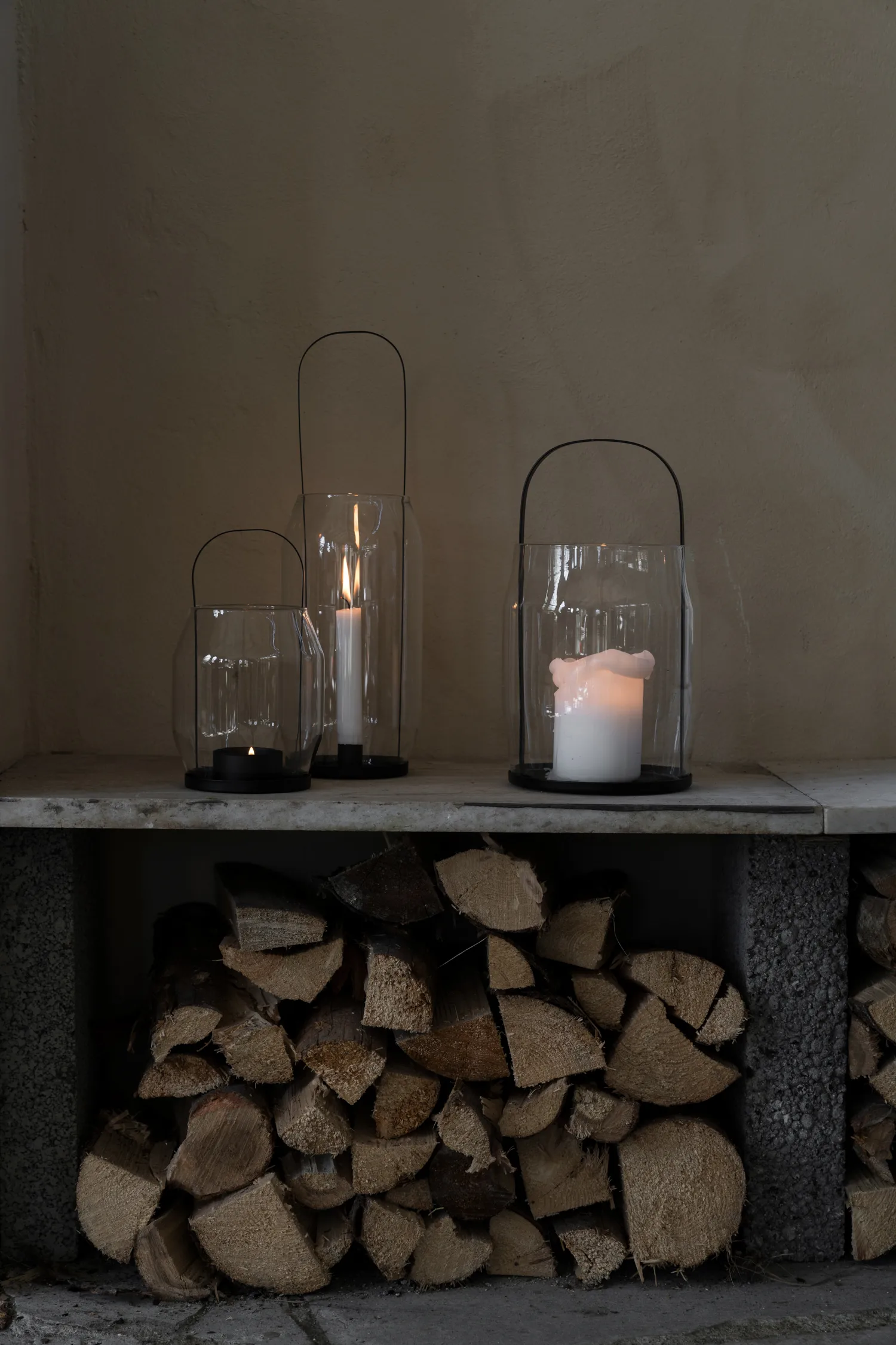 Ernst light lantern Ø16x30 cm, Black ERNST