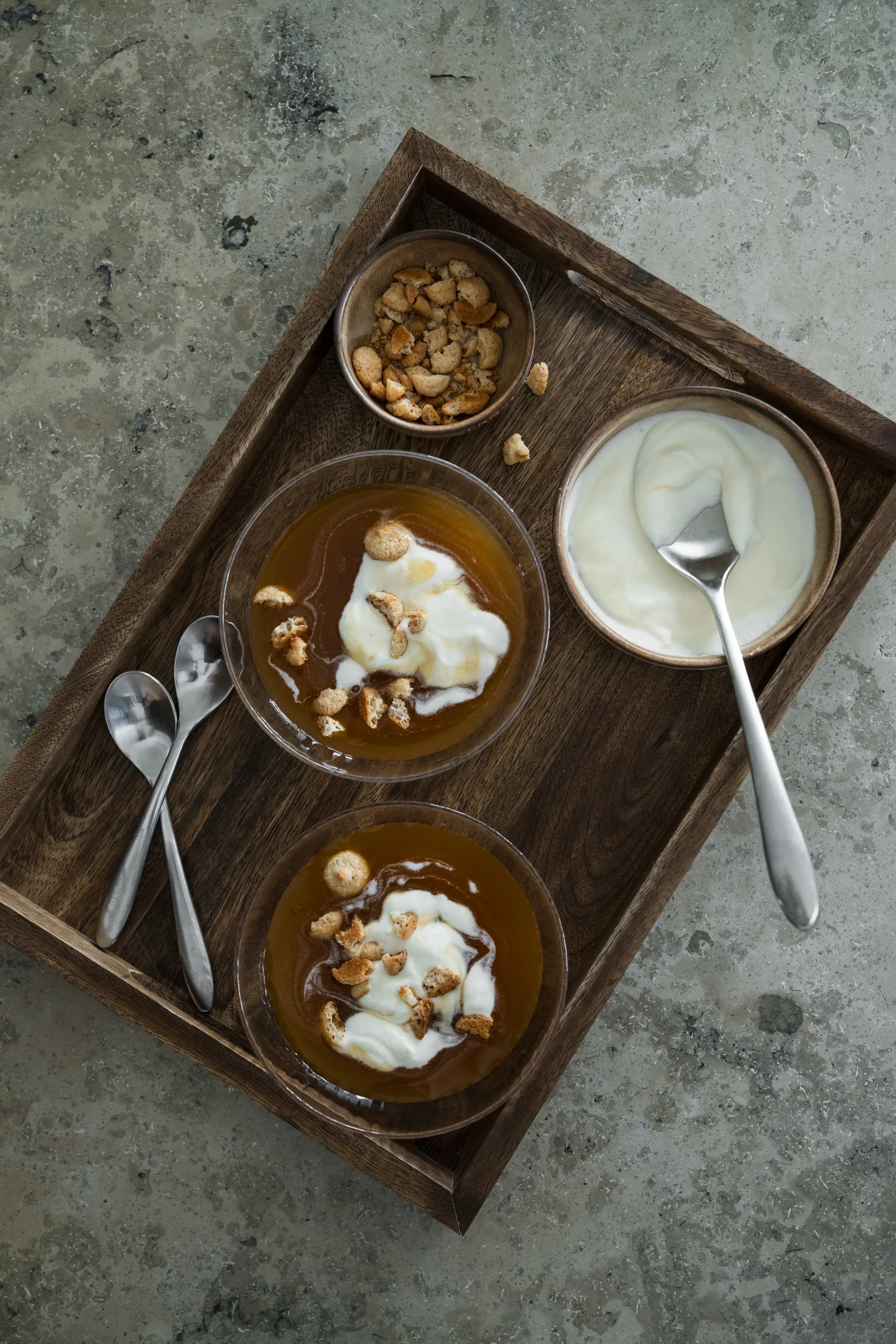 Ernst serving tray 25x36 cm, Dark brown ERNST