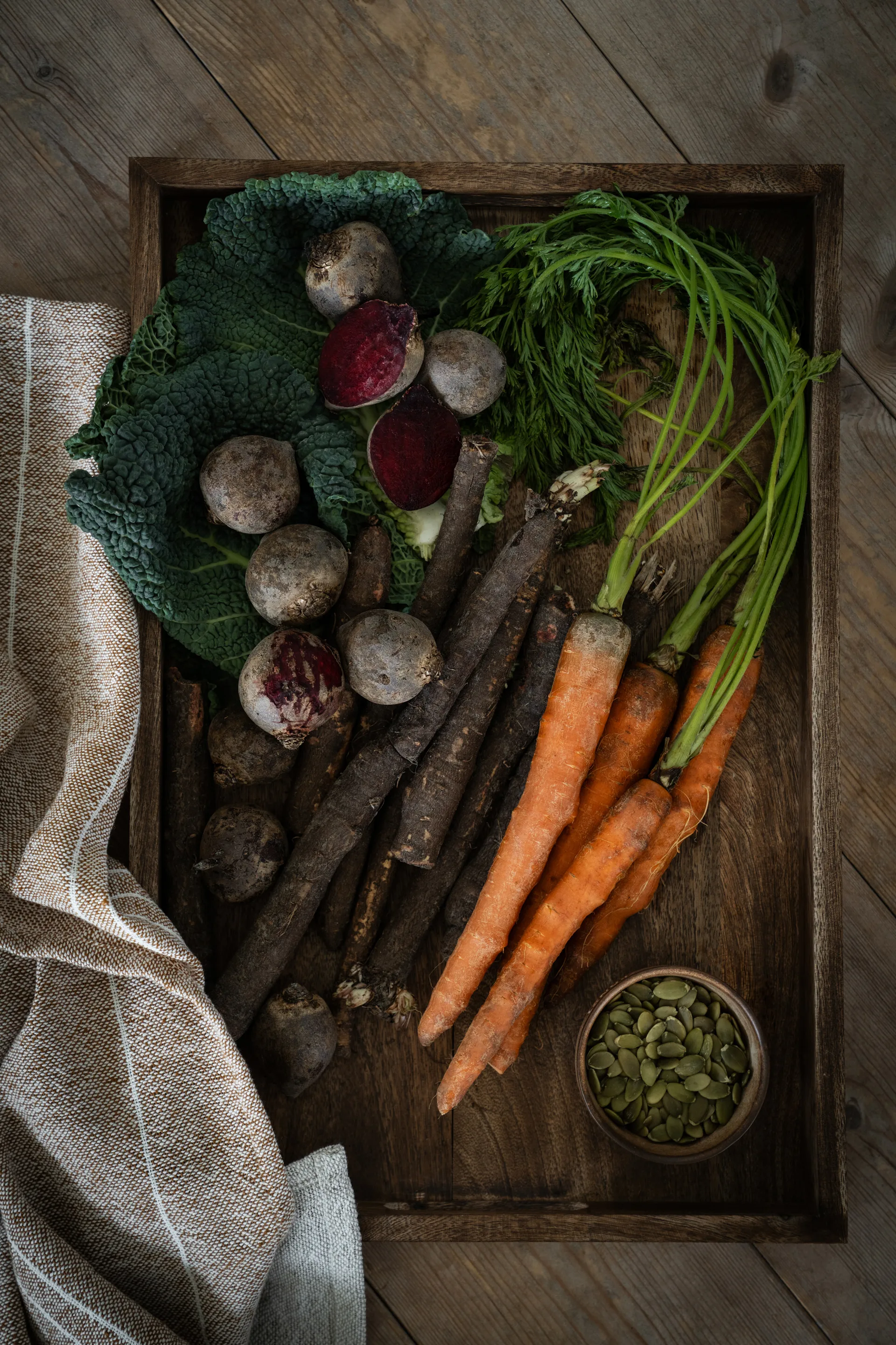 Ernst serving tray 30x45 cm, Dark brown ERNST