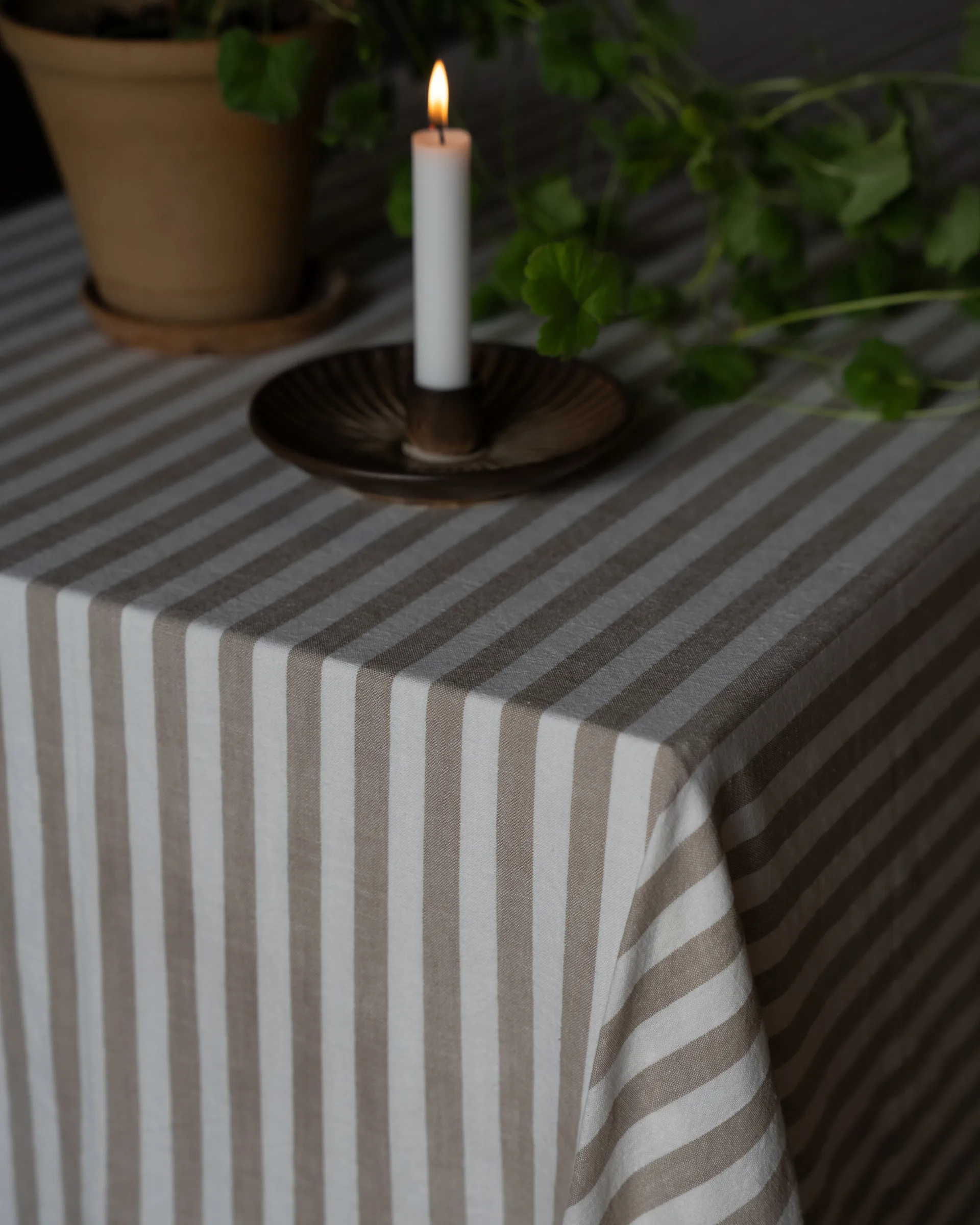 Ernst tablecloth striped 145x300 cm, Beige-white ERNST