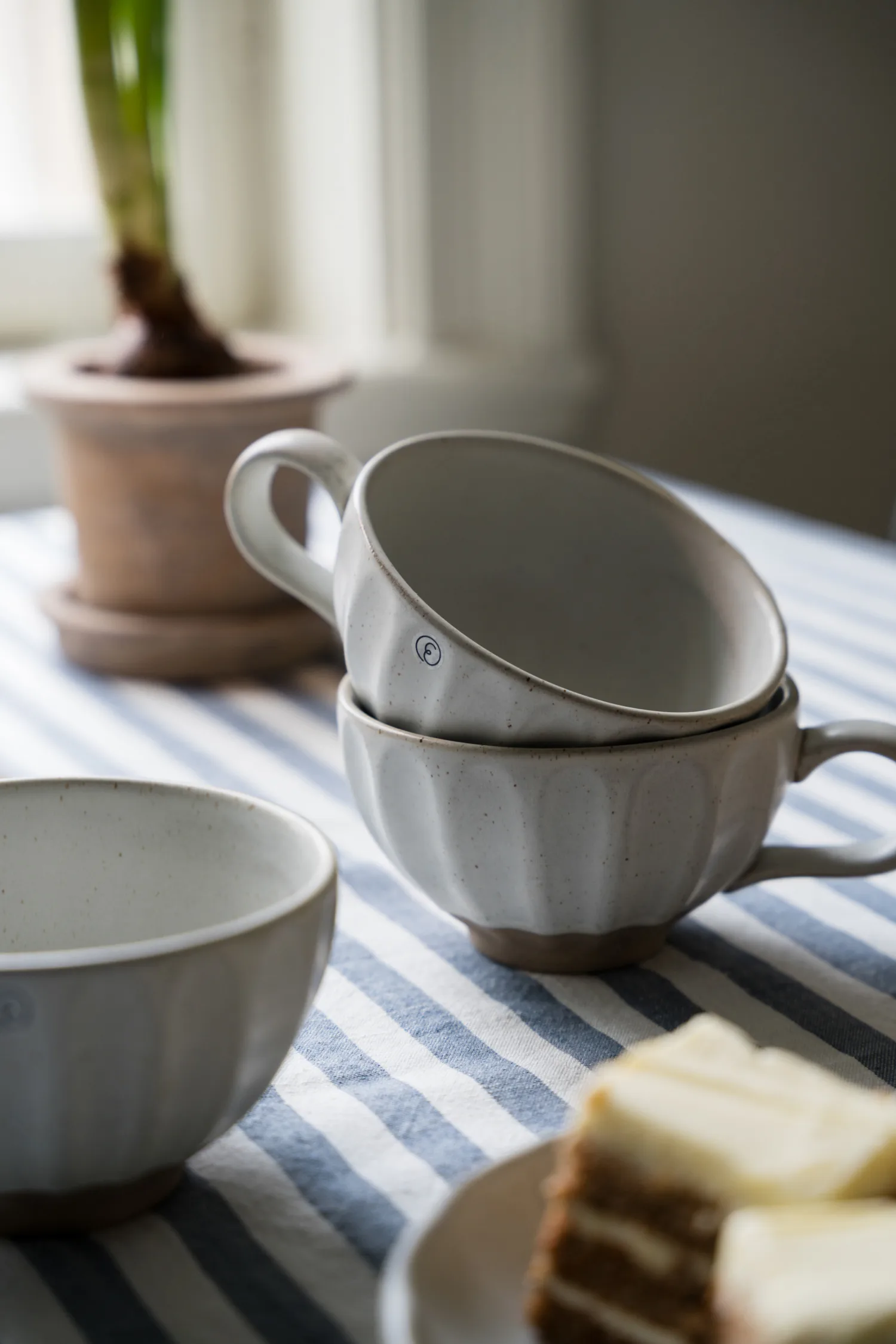 Ernst tablecloth striped 145x300 cm, Blue-white ERNST