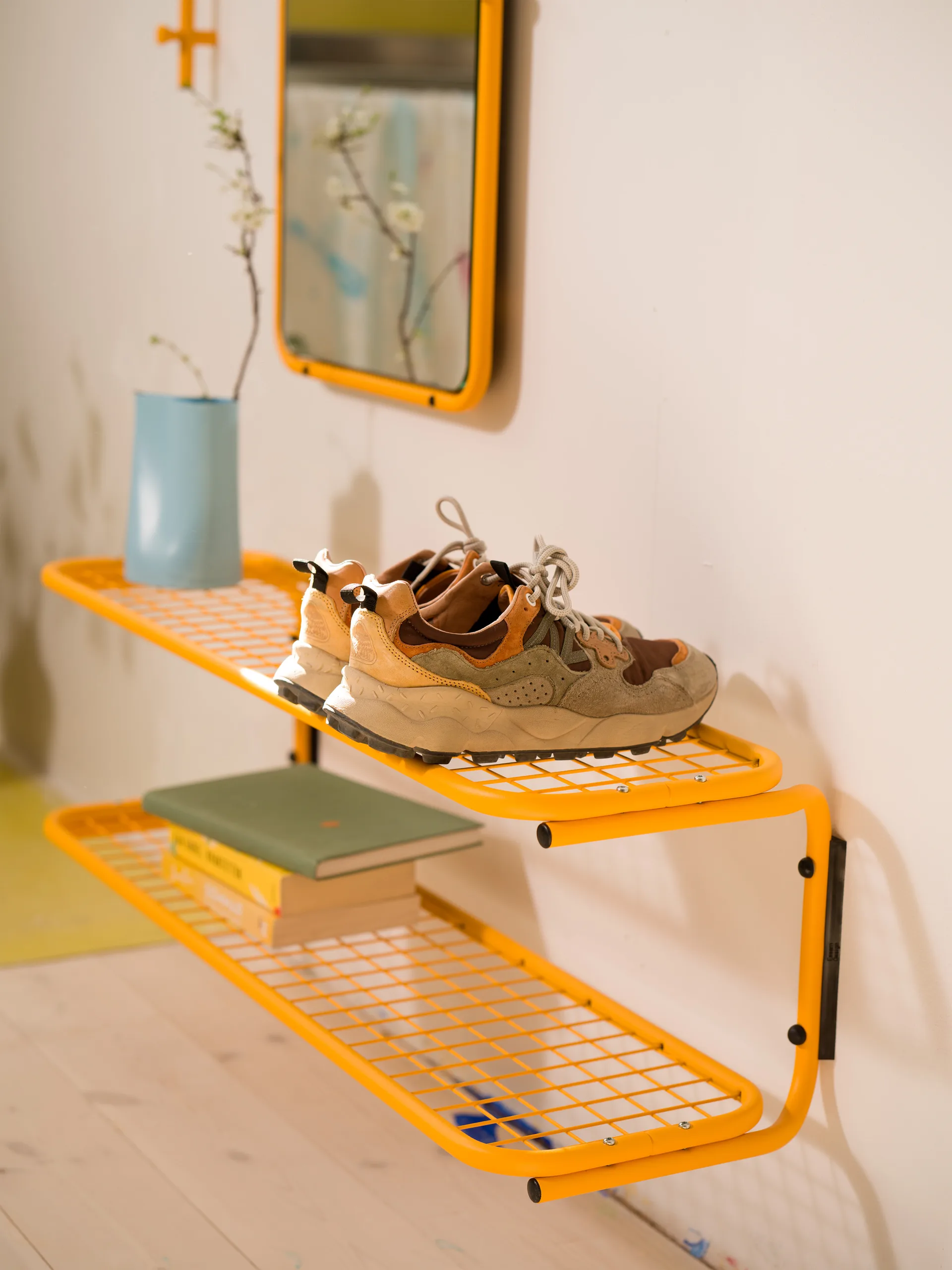 Classic shoe rack 100 cm, Sun yellow Essem Design