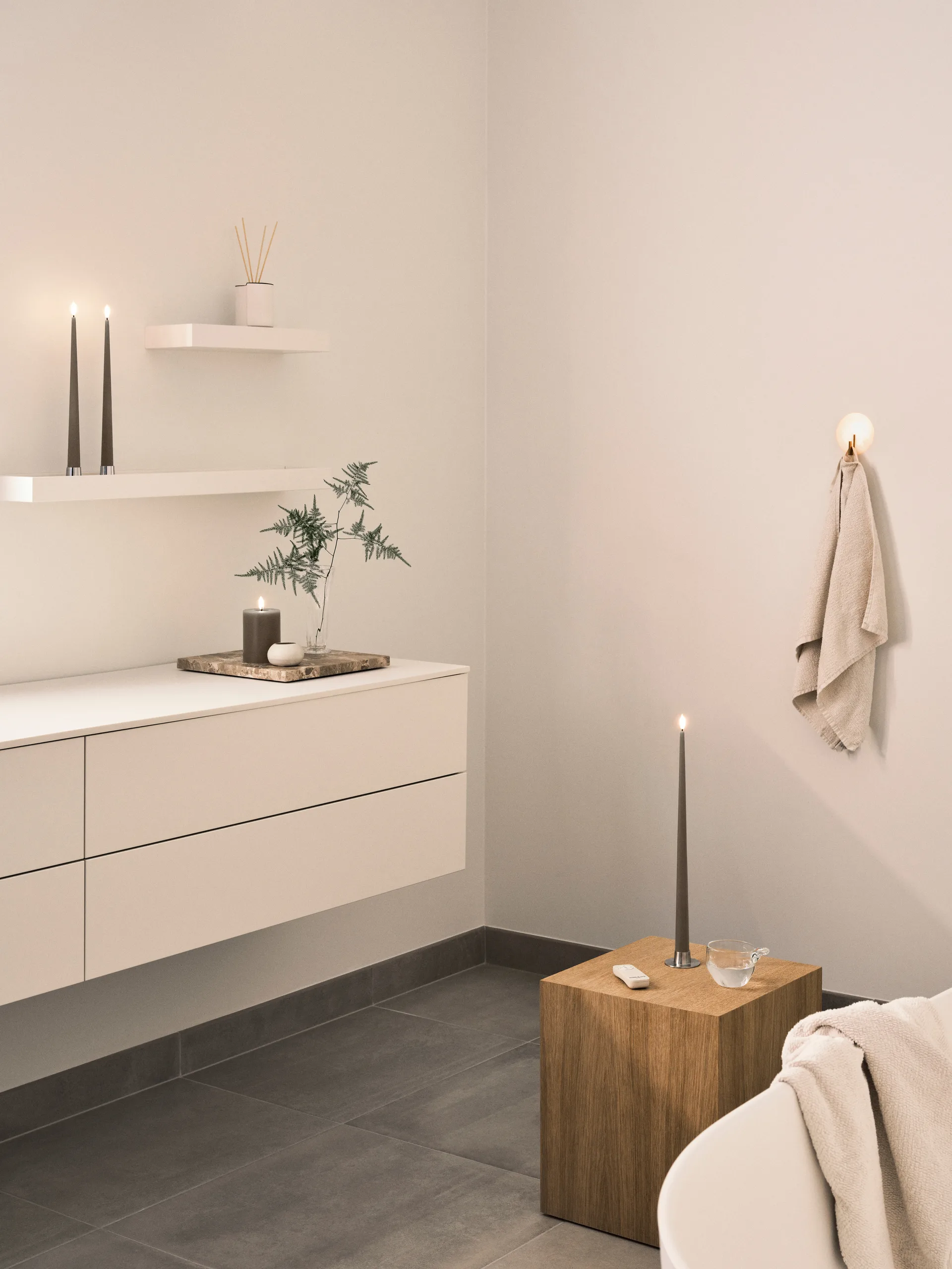 ester & erik pillar candle LED, 77 Caviar, 10 cm ester & erik