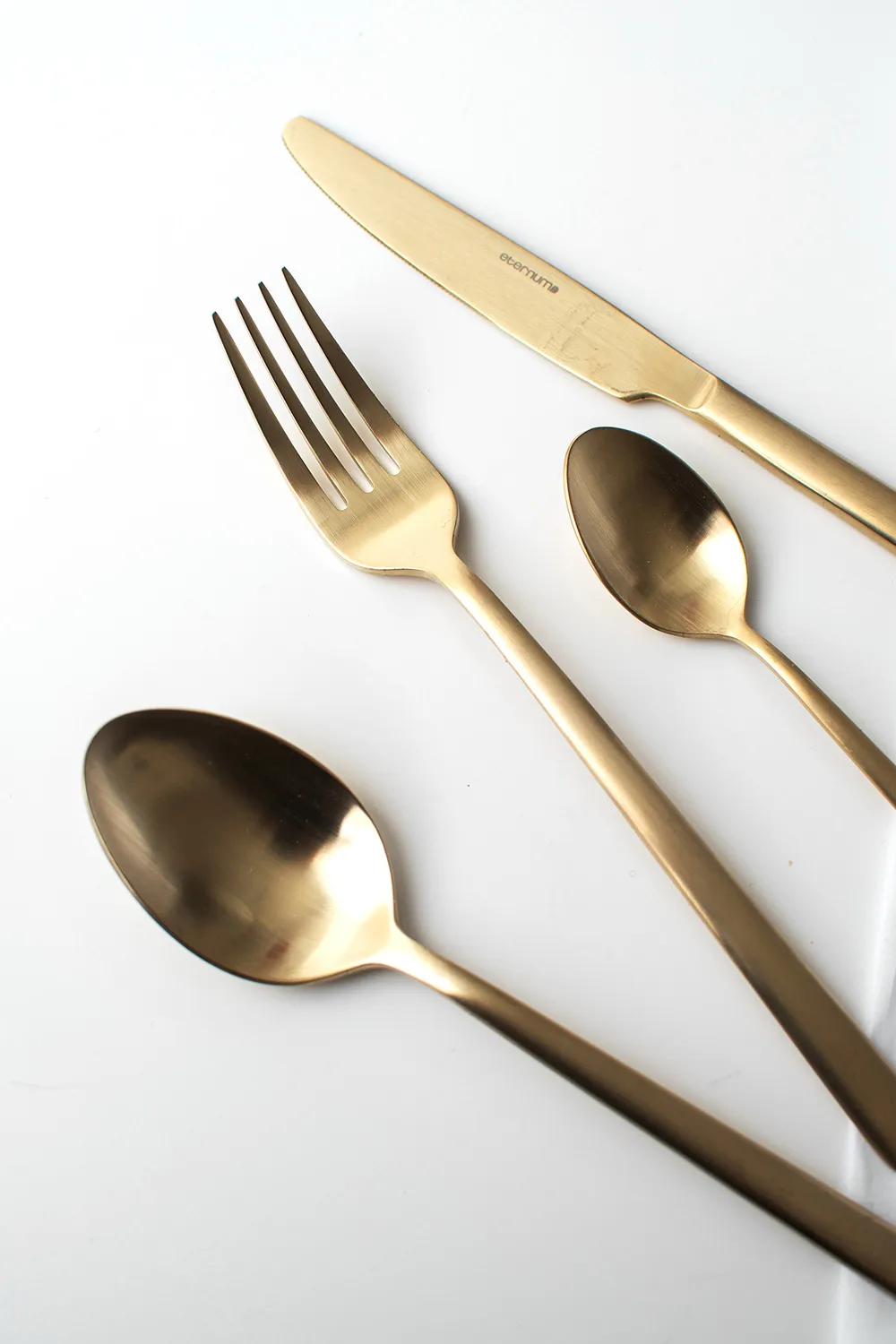 Eternum Nardo cutlery set 16-piece, Champagne Eternum