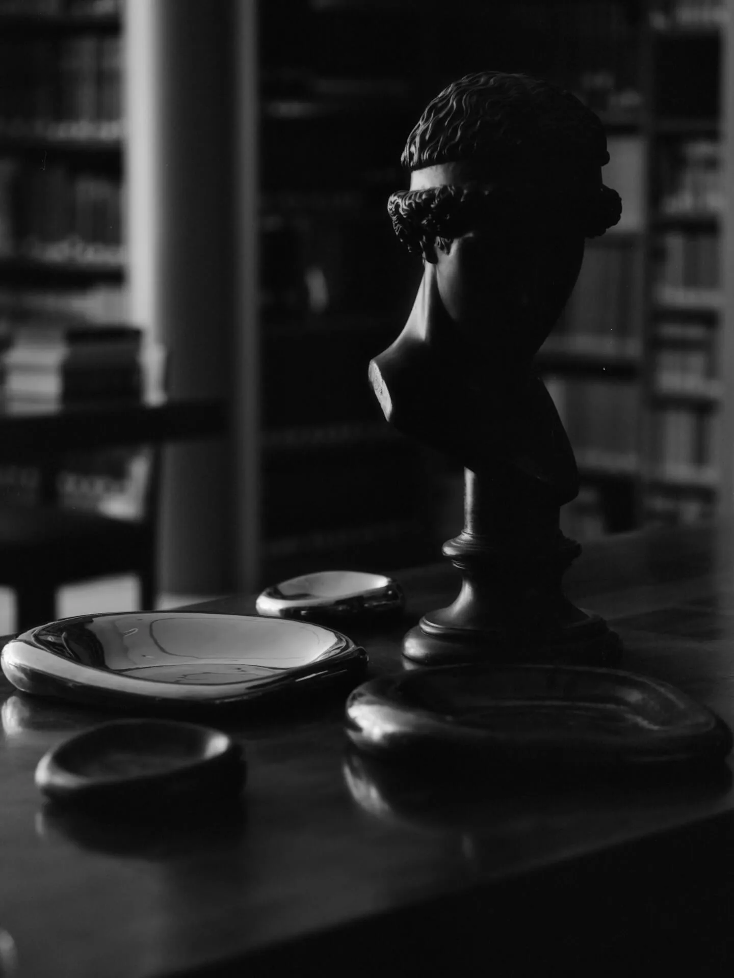 Bellure centrepiece decorative bowl Ø35 cm, Silver Ferm Living