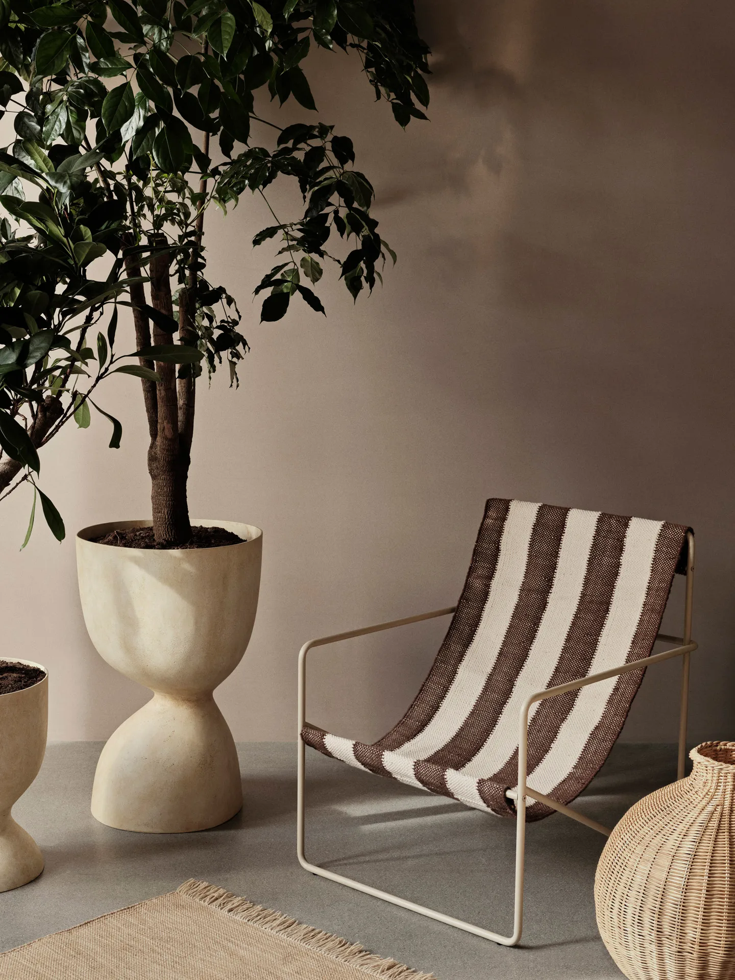 Evoke flower pot 70 cm, Warm Sand Ferm Living