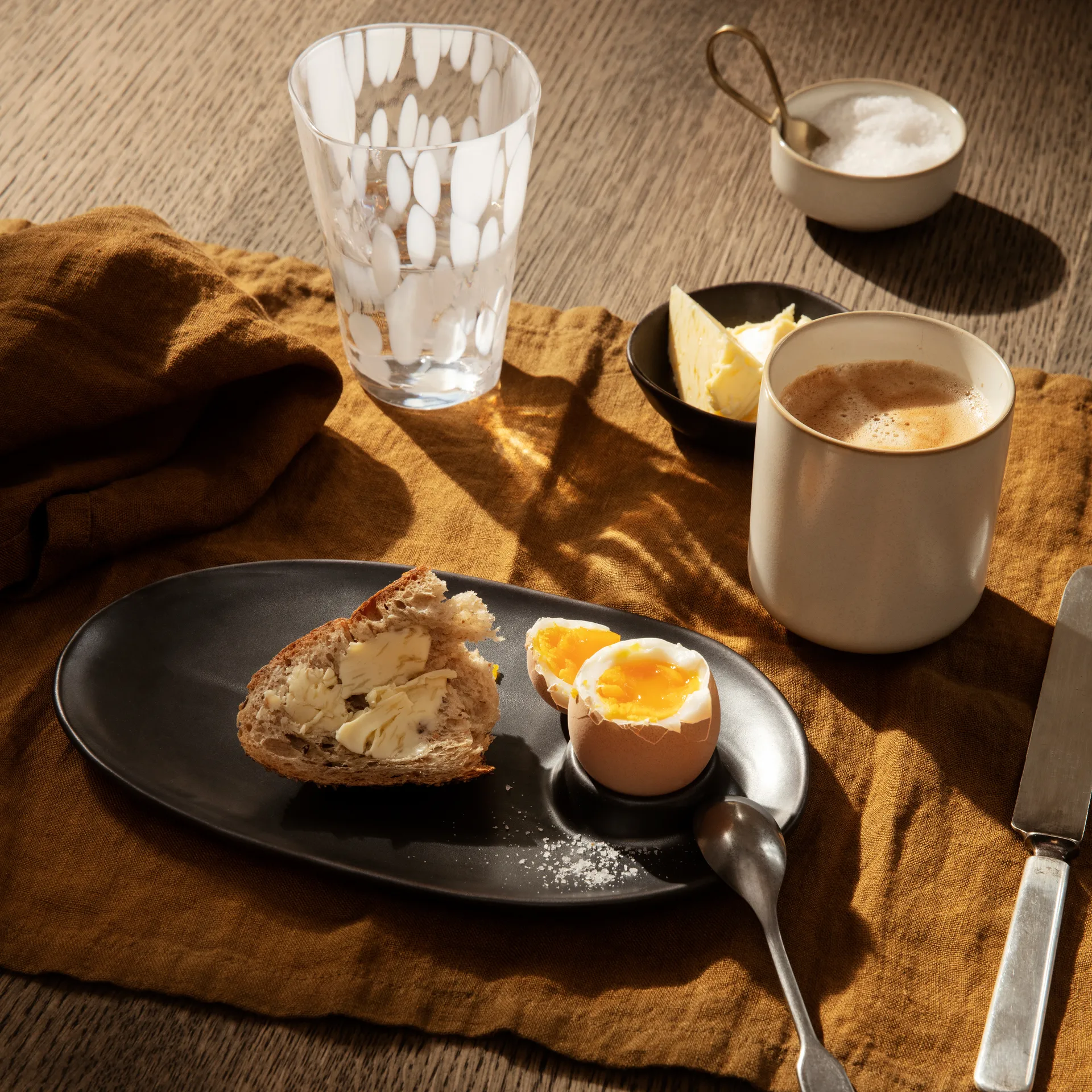 Flow breakfast plate 14x23.5 cm, black Ferm Living