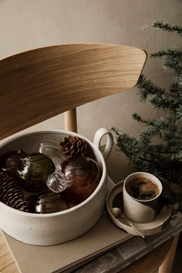 Flow Centrepiece bowl - Off-white speckle - Ferm Living