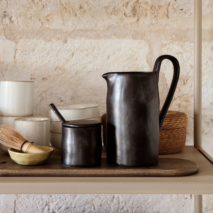 Flow jam-jar with spoon, black Ferm Living