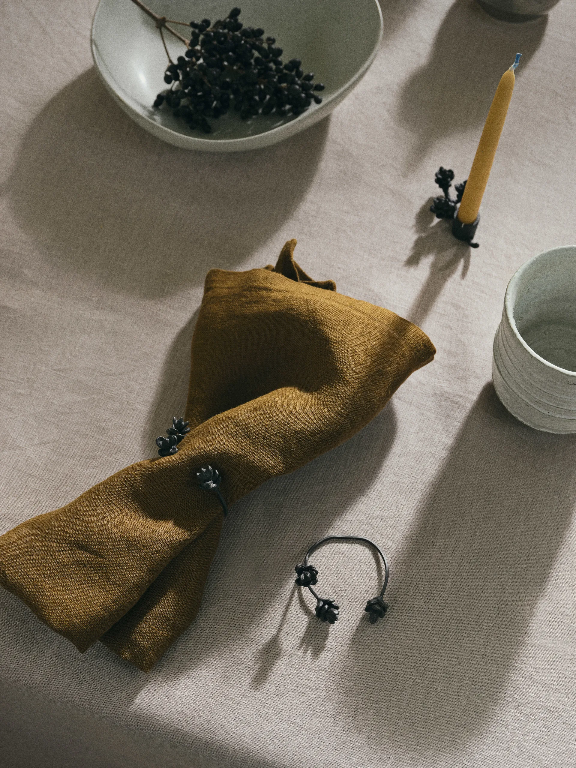 Forest napkin ring 4-pack, Black brass Ferm Living